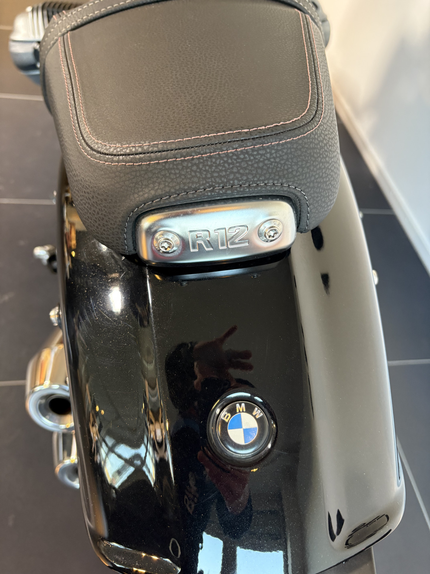BMW R 12-showroom-element-3