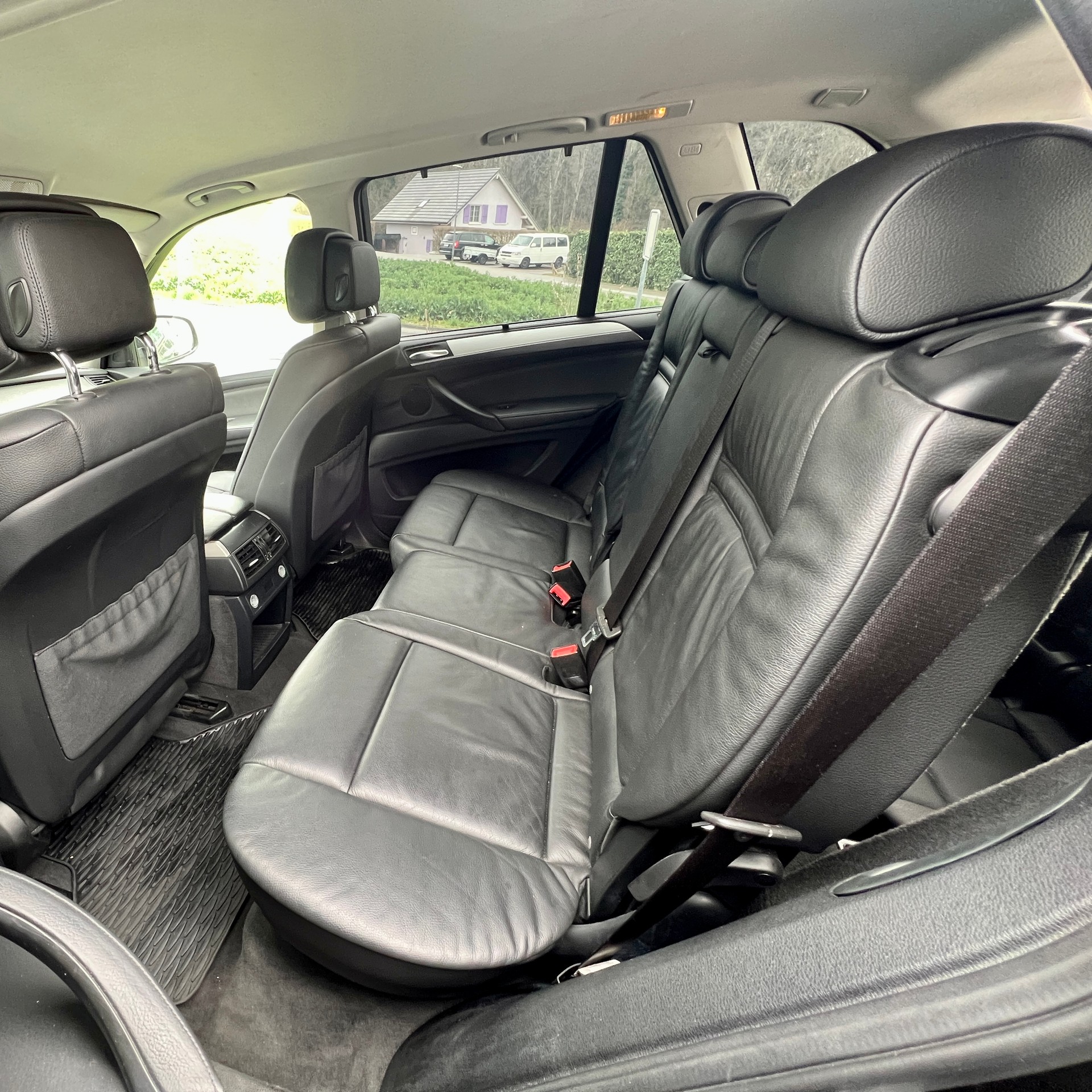 BMW X5 xDrive 35i Steptronic (7 seats, L6, 8-Speed, Tow Package, 18"- BMW Wheels)-image-11
