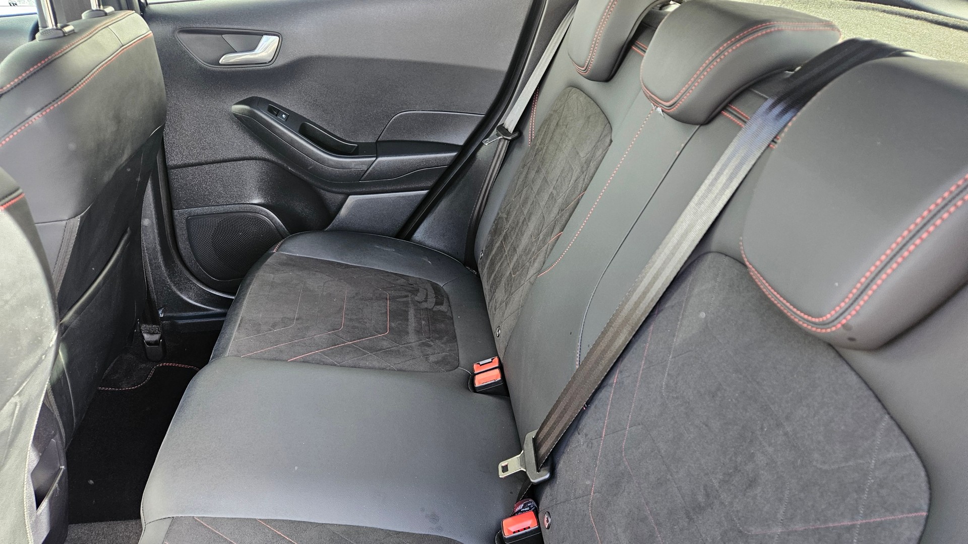 FORD Fiesta 1.0 SCTi MHEV ST Line X Automat-image-9