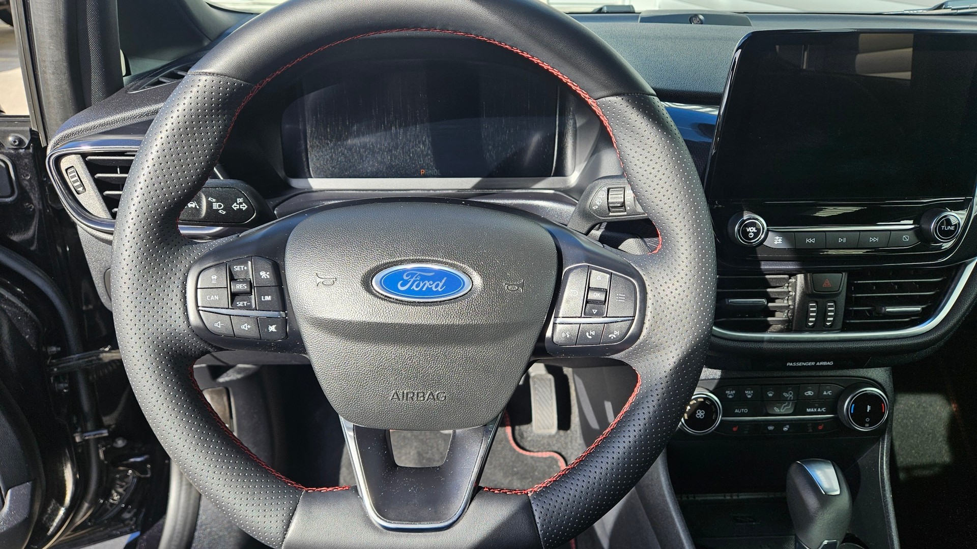 FORD Fiesta 1.0 SCTi MHEV ST Line X Automat-image-7