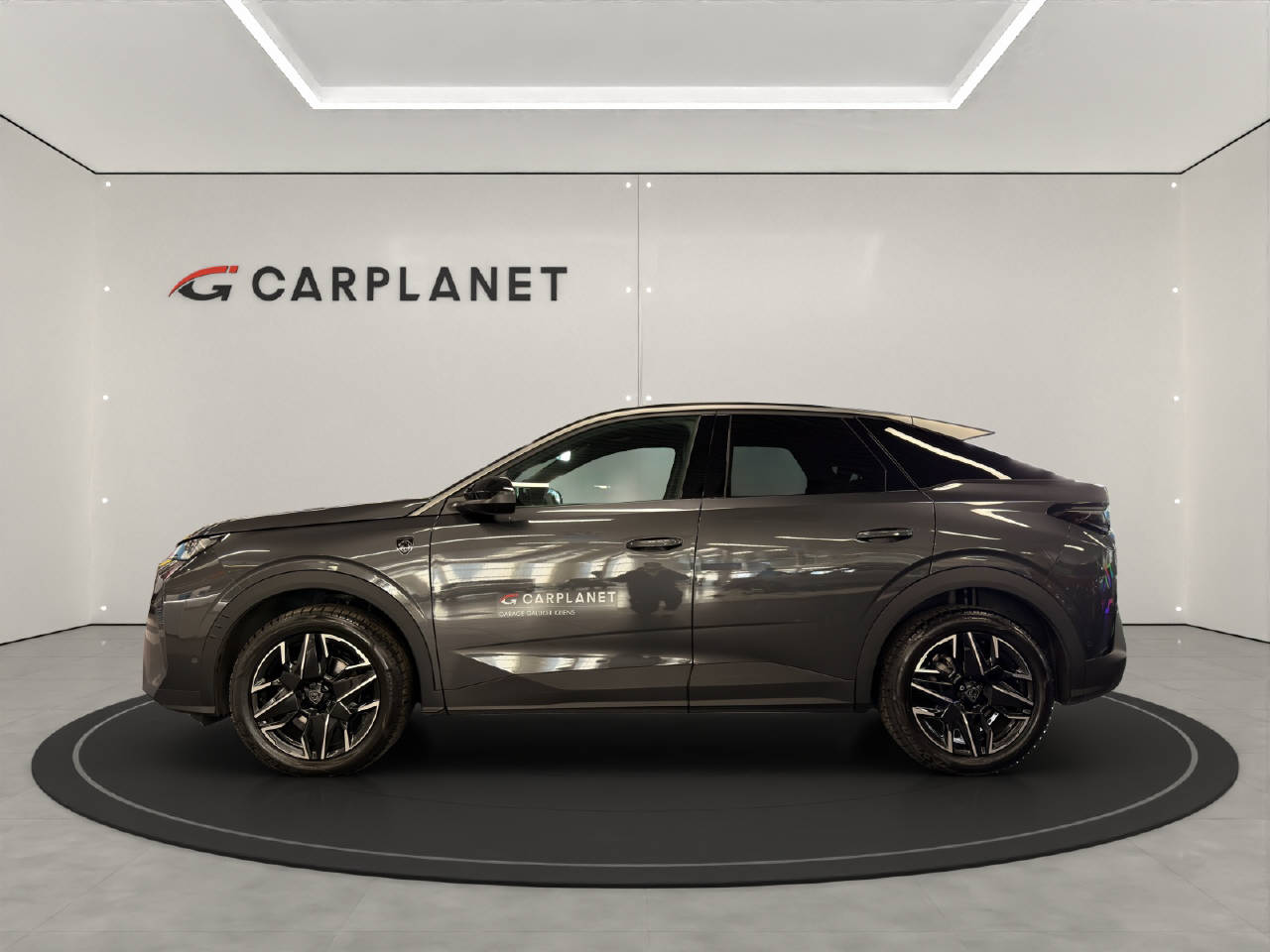 PEUGEOT 3008 1.2 Hybrid GT-image-1