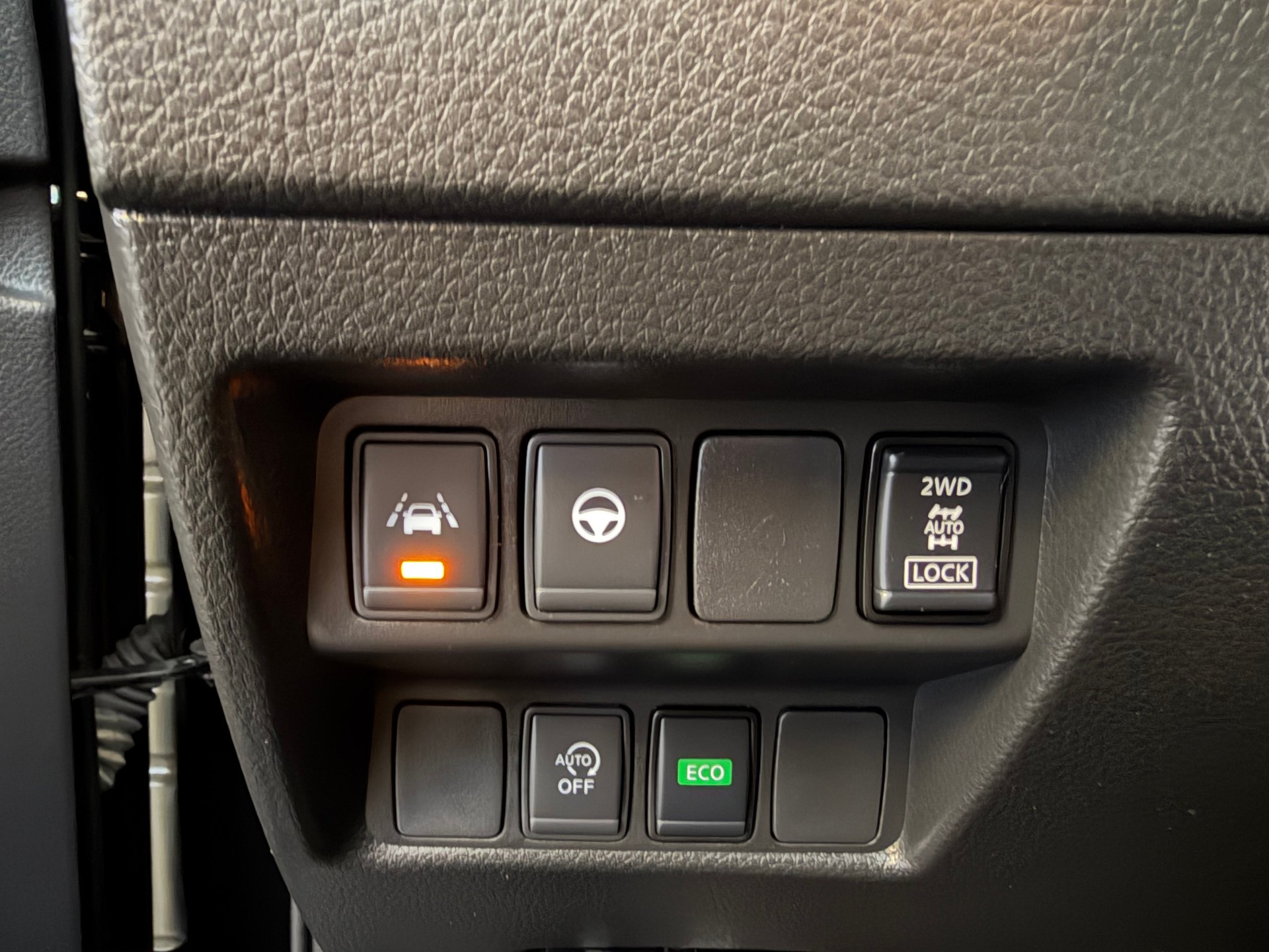 NISSAN Qashqai 1.7 dCi tekna Xtronic ALL-MODE 4x4-image-8