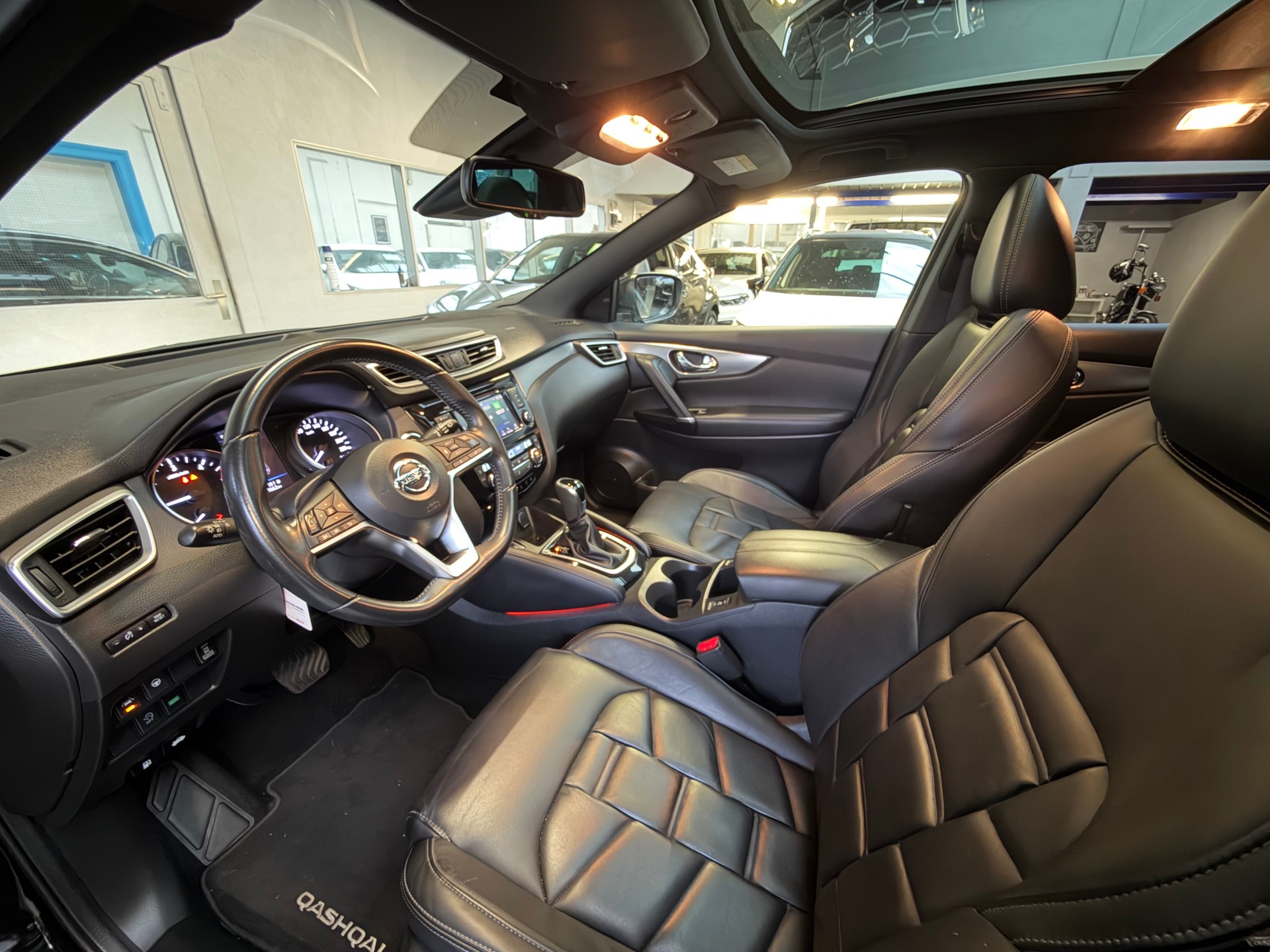 NISSAN Qashqai 1.7 dCi tekna Xtronic ALL-MODE 4x4-image-10