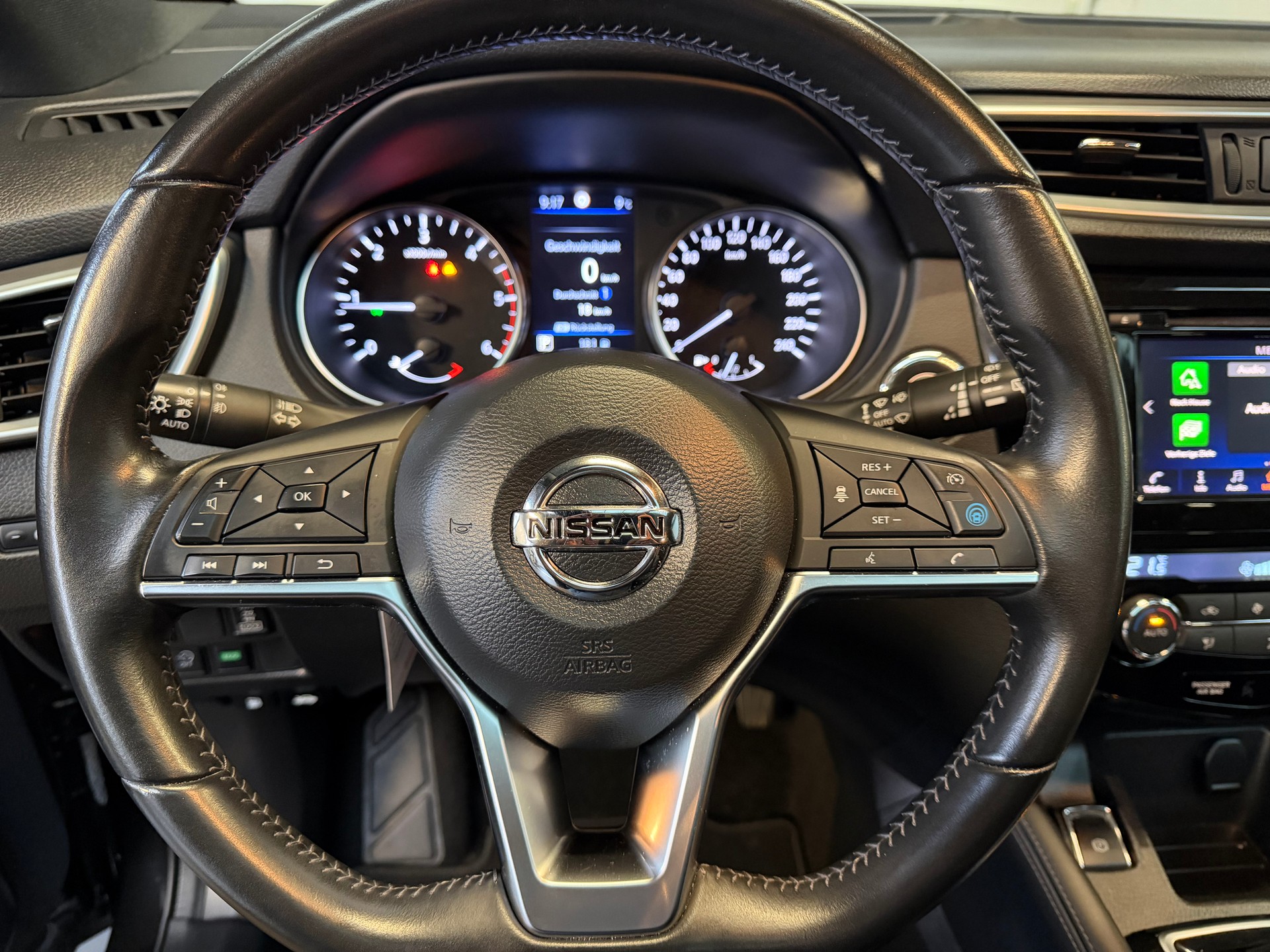 NISSAN Qashqai 1.7 dCi tekna Xtronic ALL-MODE 4x4-image-9