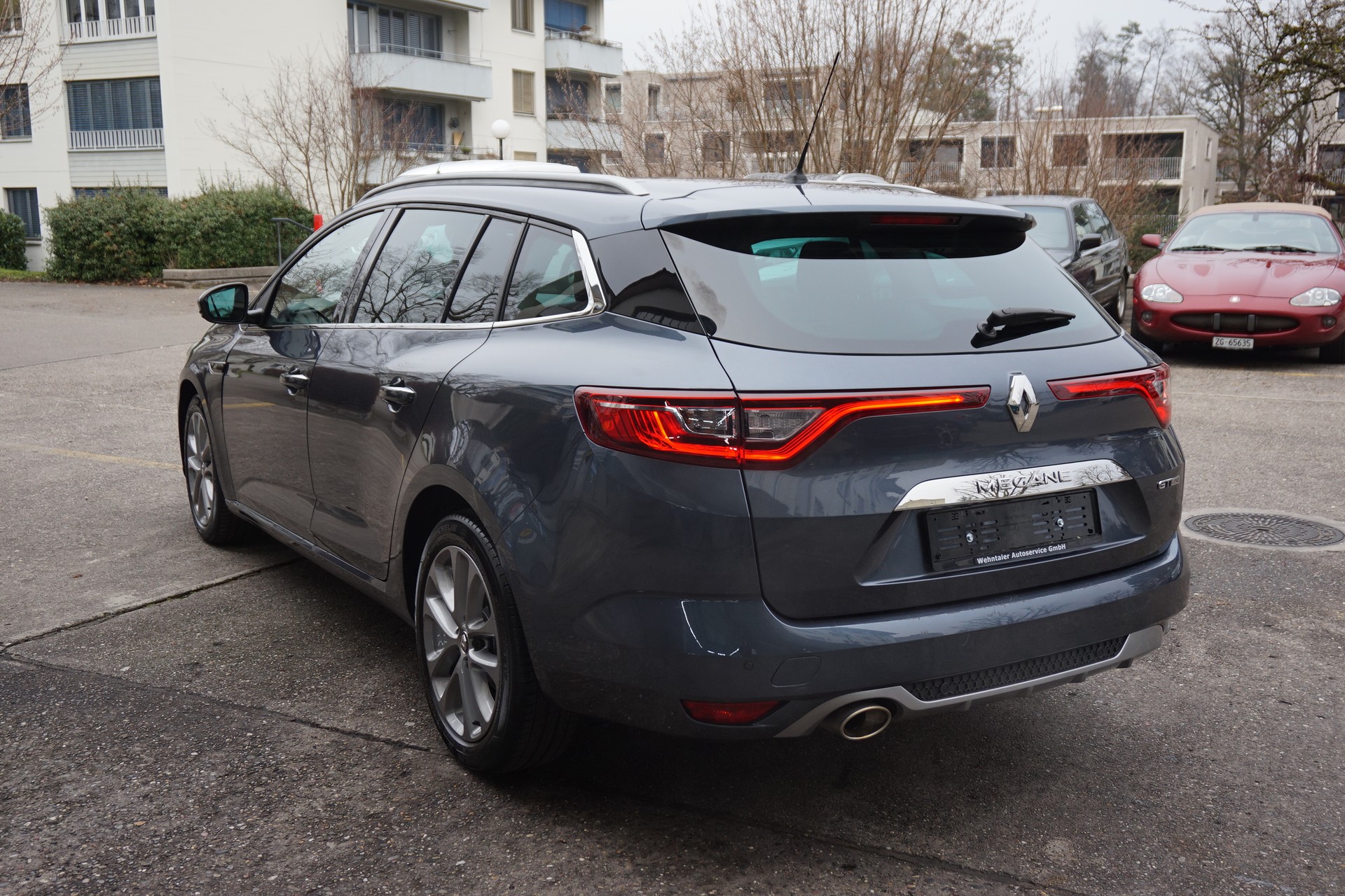 RENAULT Mégane Grandtour 1.3 16V Turbo GT Line-image-3