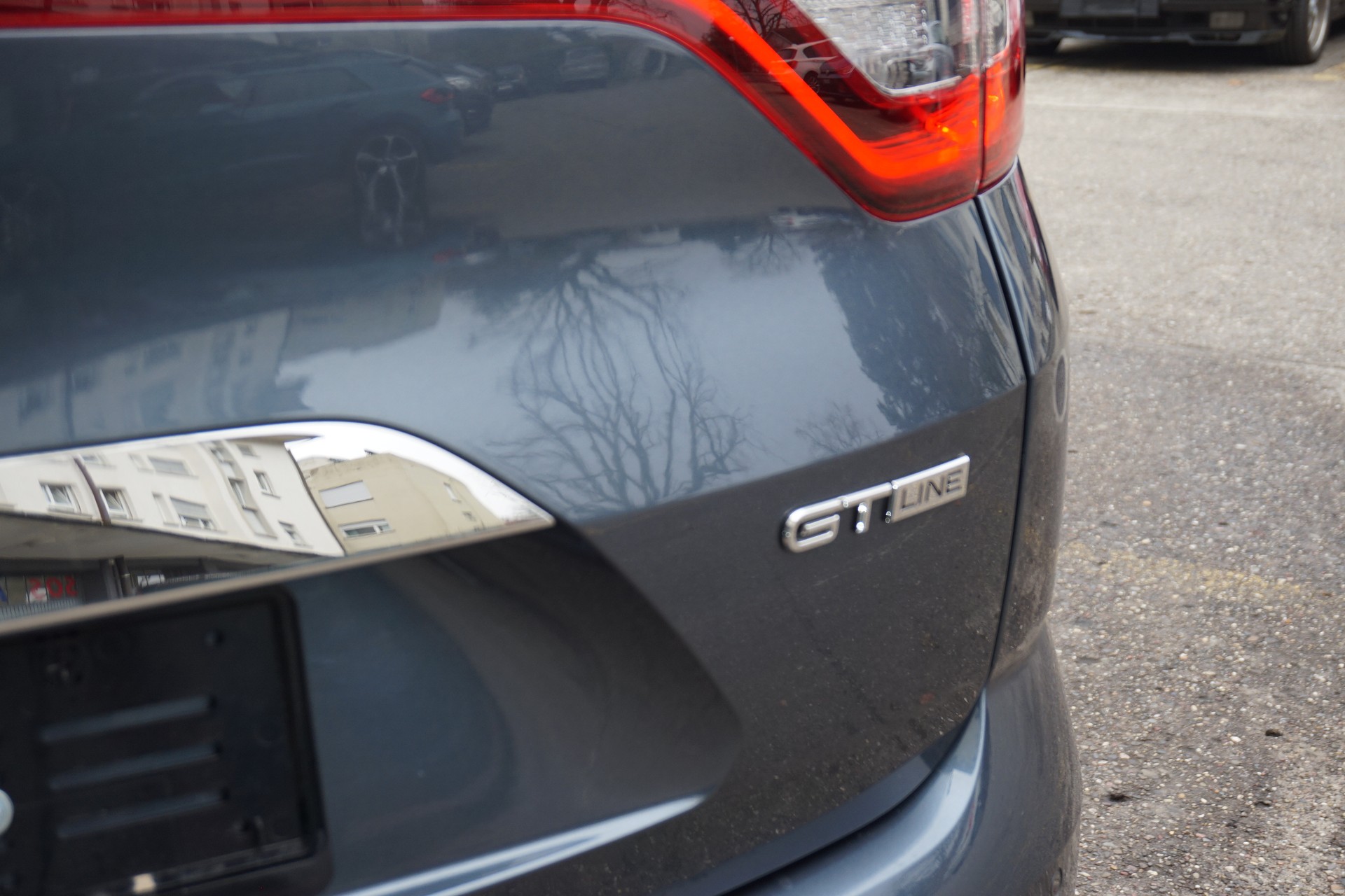 RENAULT Mégane Grandtour 1.3 16V Turbo GT Line-image-4