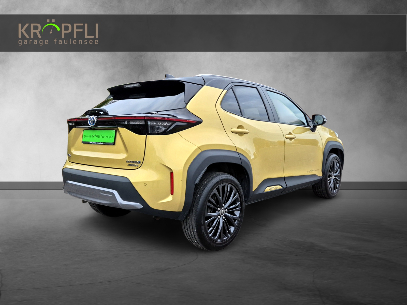 TOYOTA Yaris Cross 1.5 Adventure e-CVT AWDi-showroom-element-2