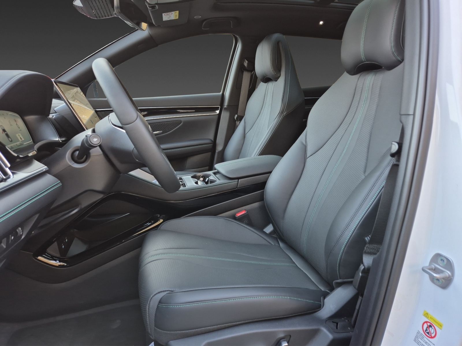 BYD Seal U DM-i Comfort-image-15