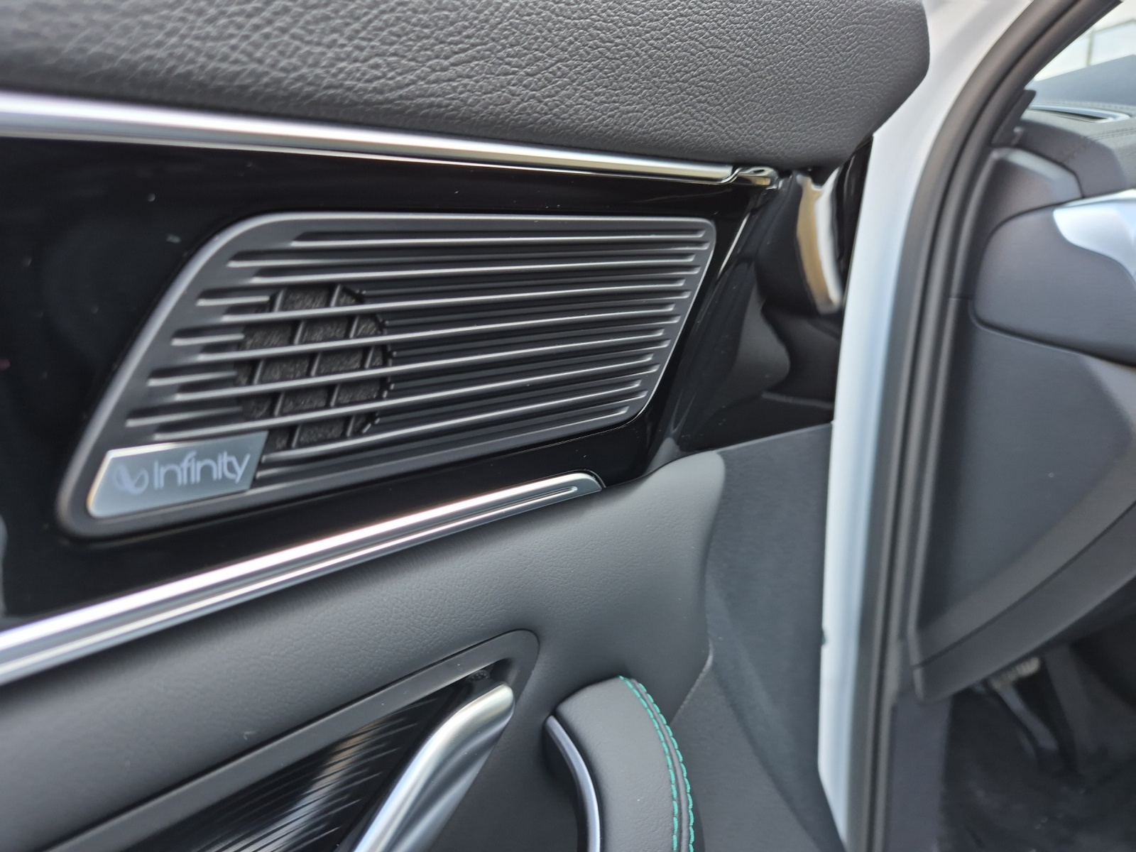 BYD Seal U DM-i Comfort-image-14