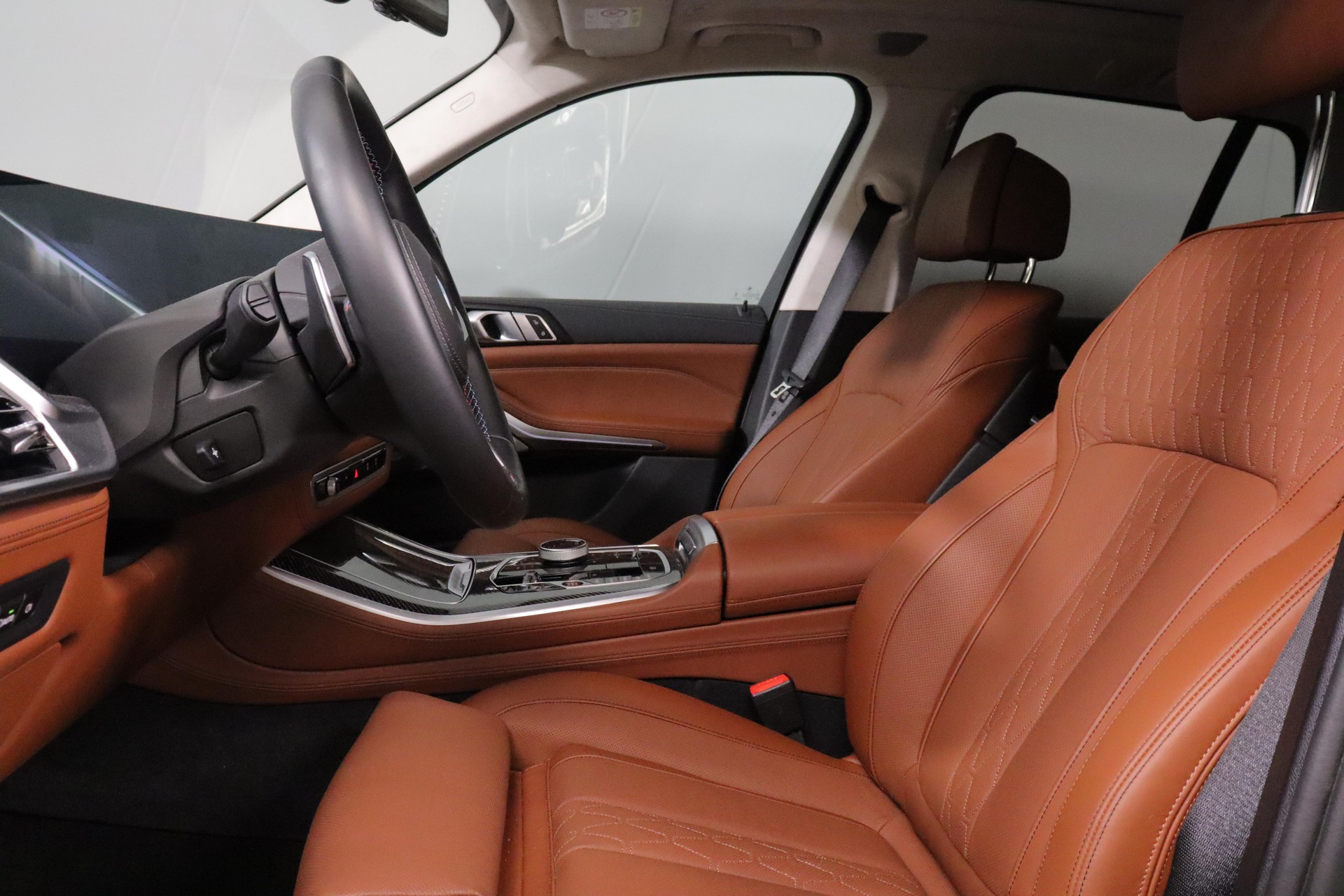BMW X5 M60i xDrive-image-2