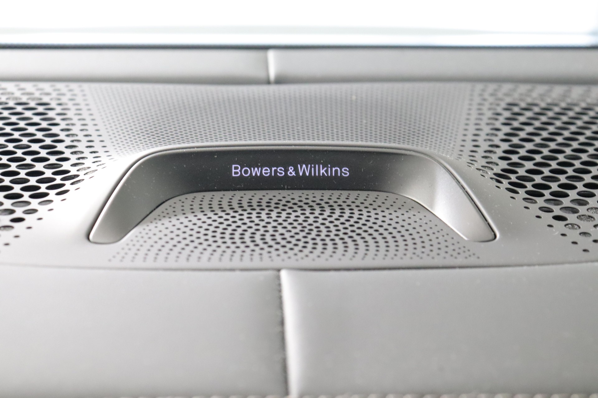 BMW X5 M60i xDrive-image-19
