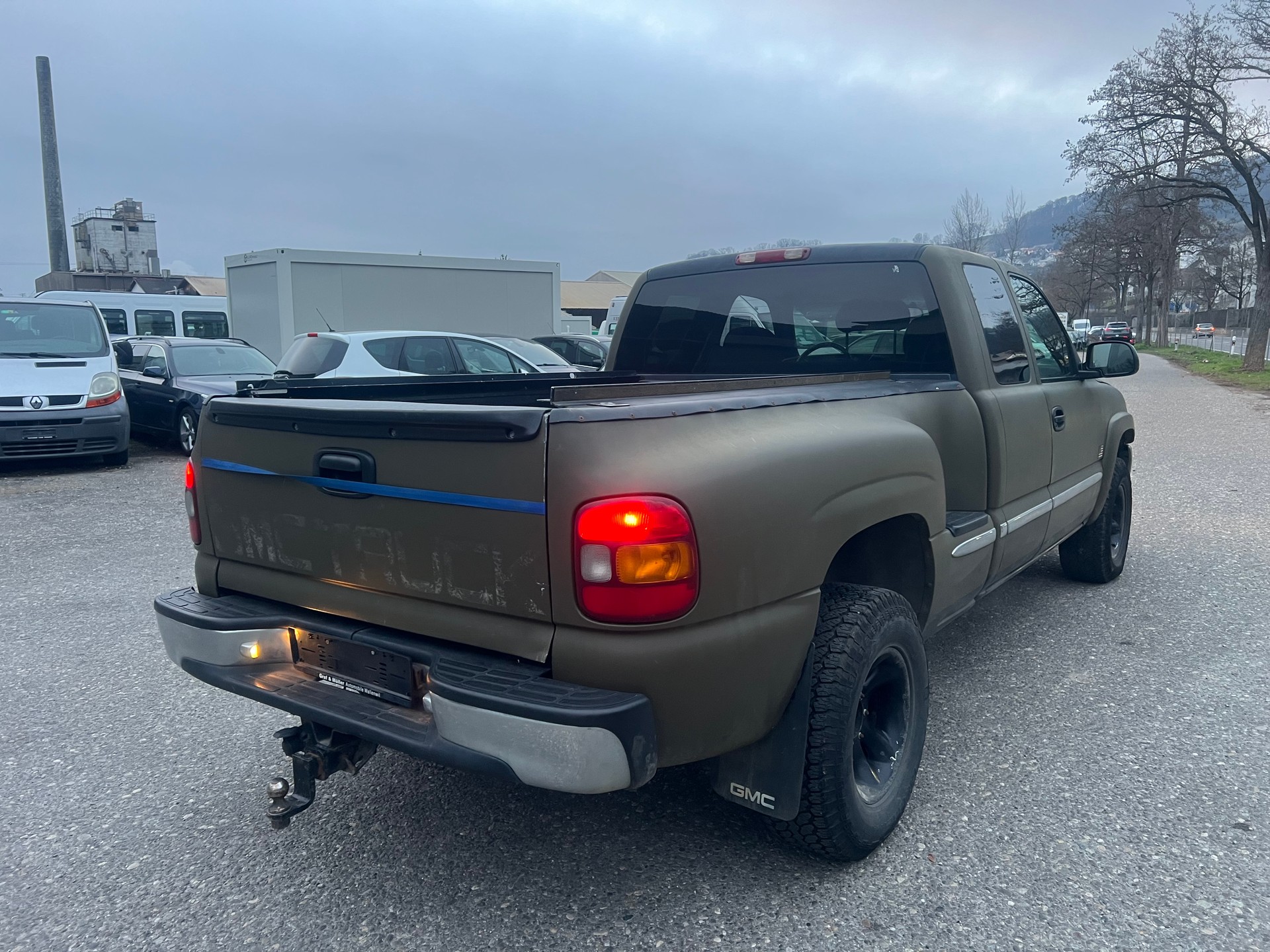 GMC Sierra-image-6