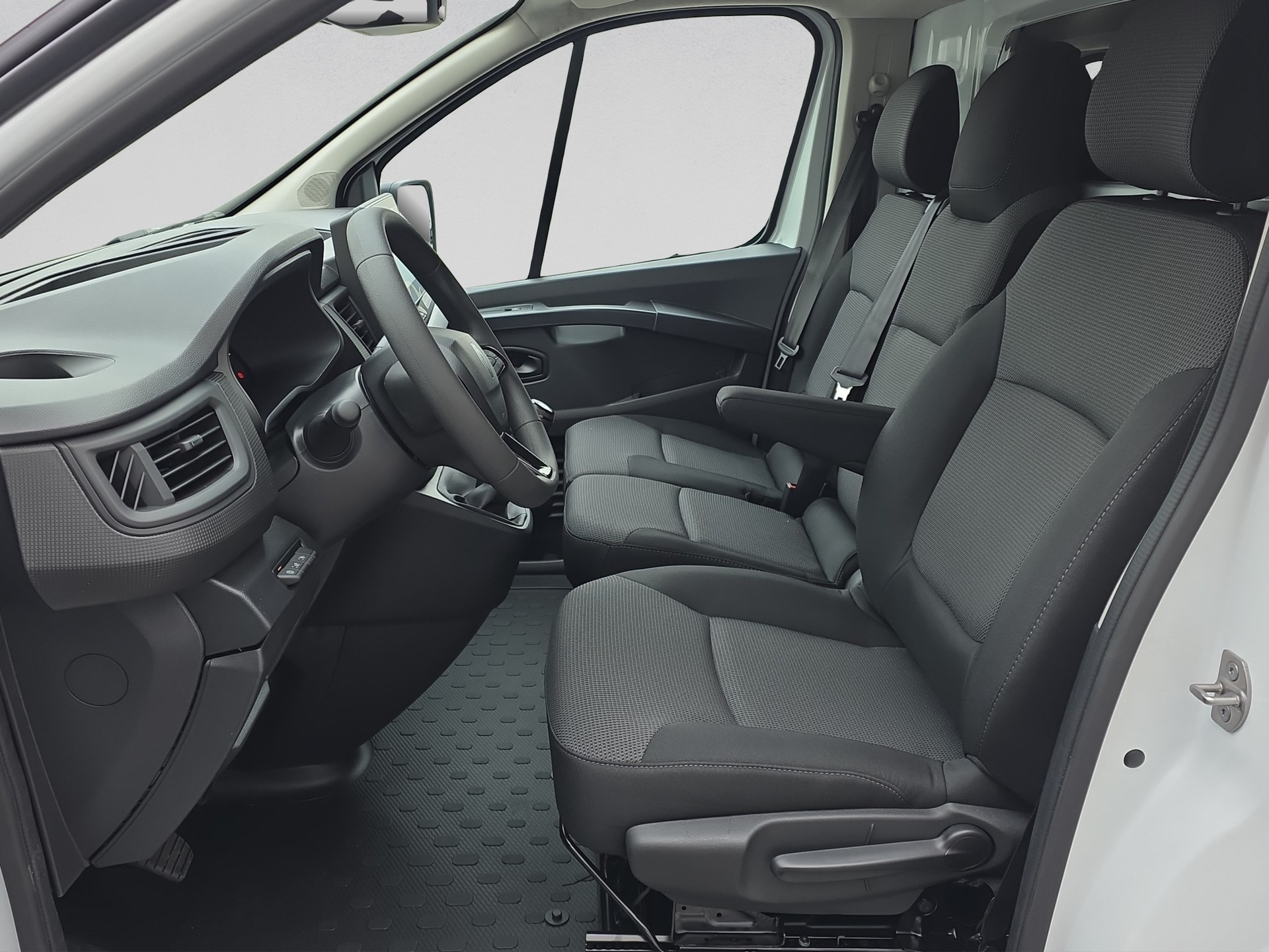 RENAULT Trafic 2.0 Blue dCi 130 Advance L2H1 EN-image-11