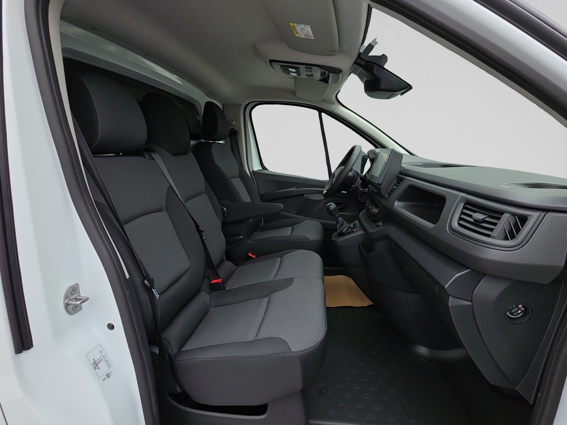 RENAULT Trafic 2.0 Blue dCi 130 Advance L2H1 EN-image-12