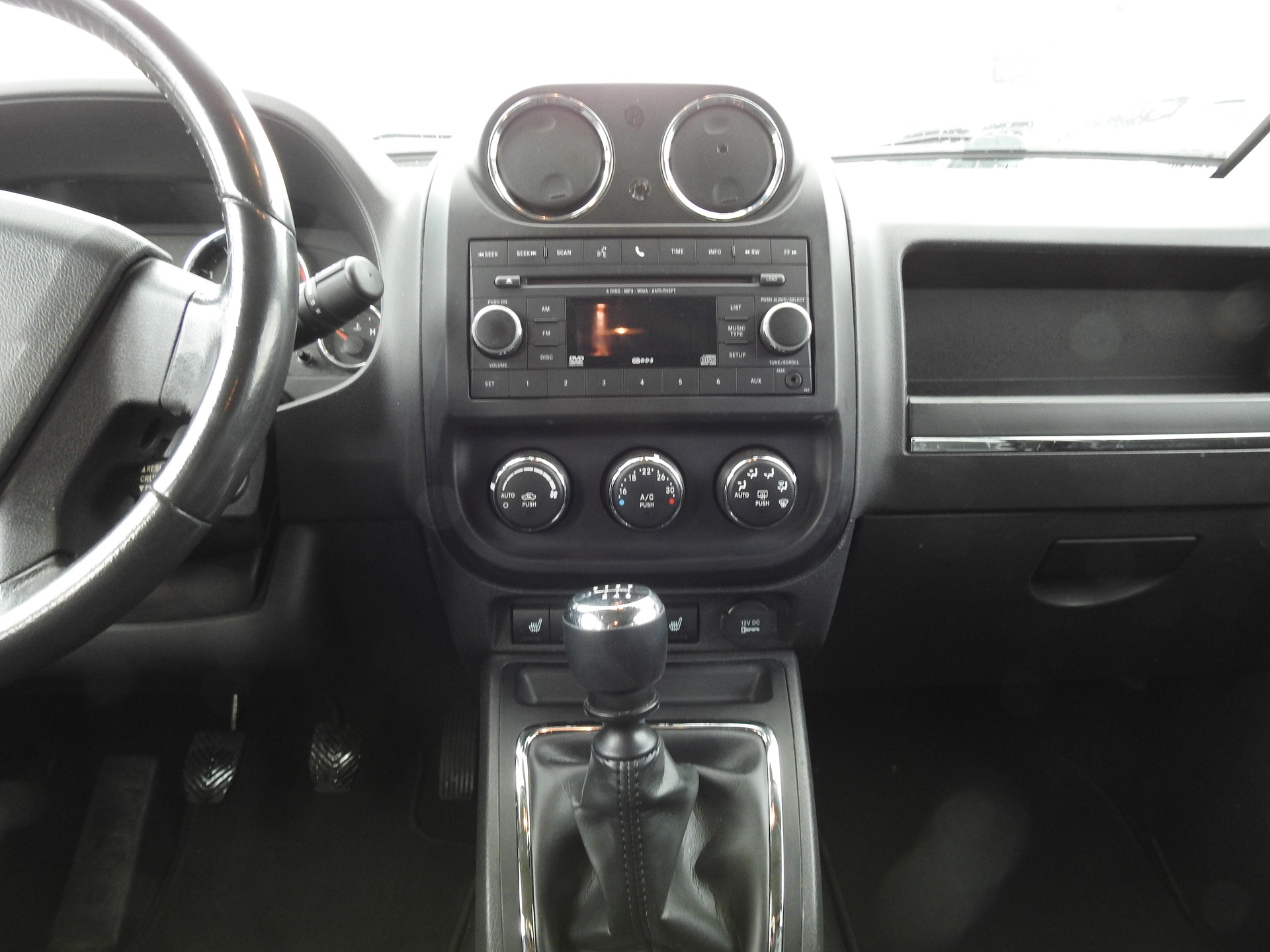 JEEP Compass 2.2 CRD Limited-image-17