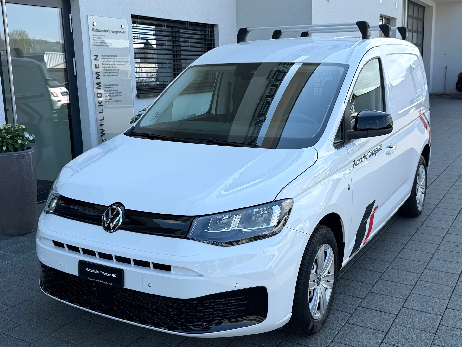 VW Caddy Cargo 1.5 TSI-image-1