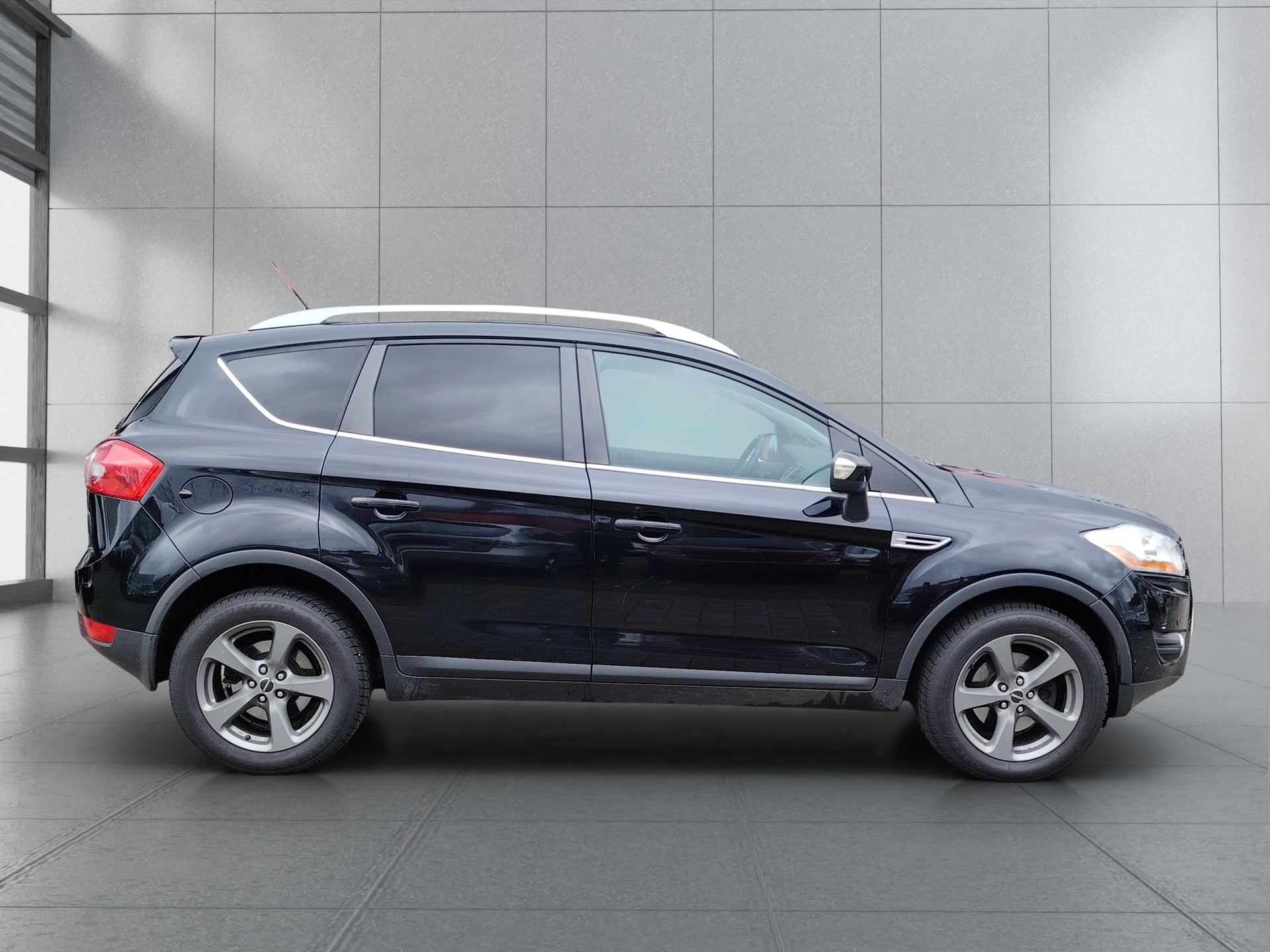 FORD Kuga 2.0 TDCi Carving 2WD-image-3