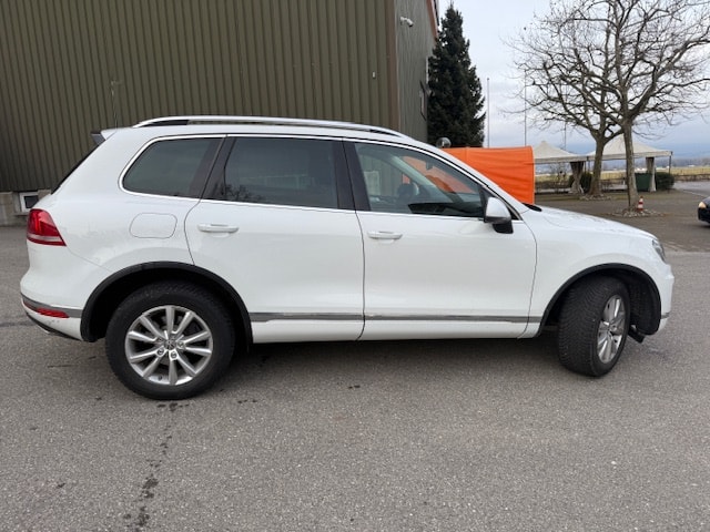 VW Touareg 3.0 TDI BlueMotion Technology Tiptronic-image-7