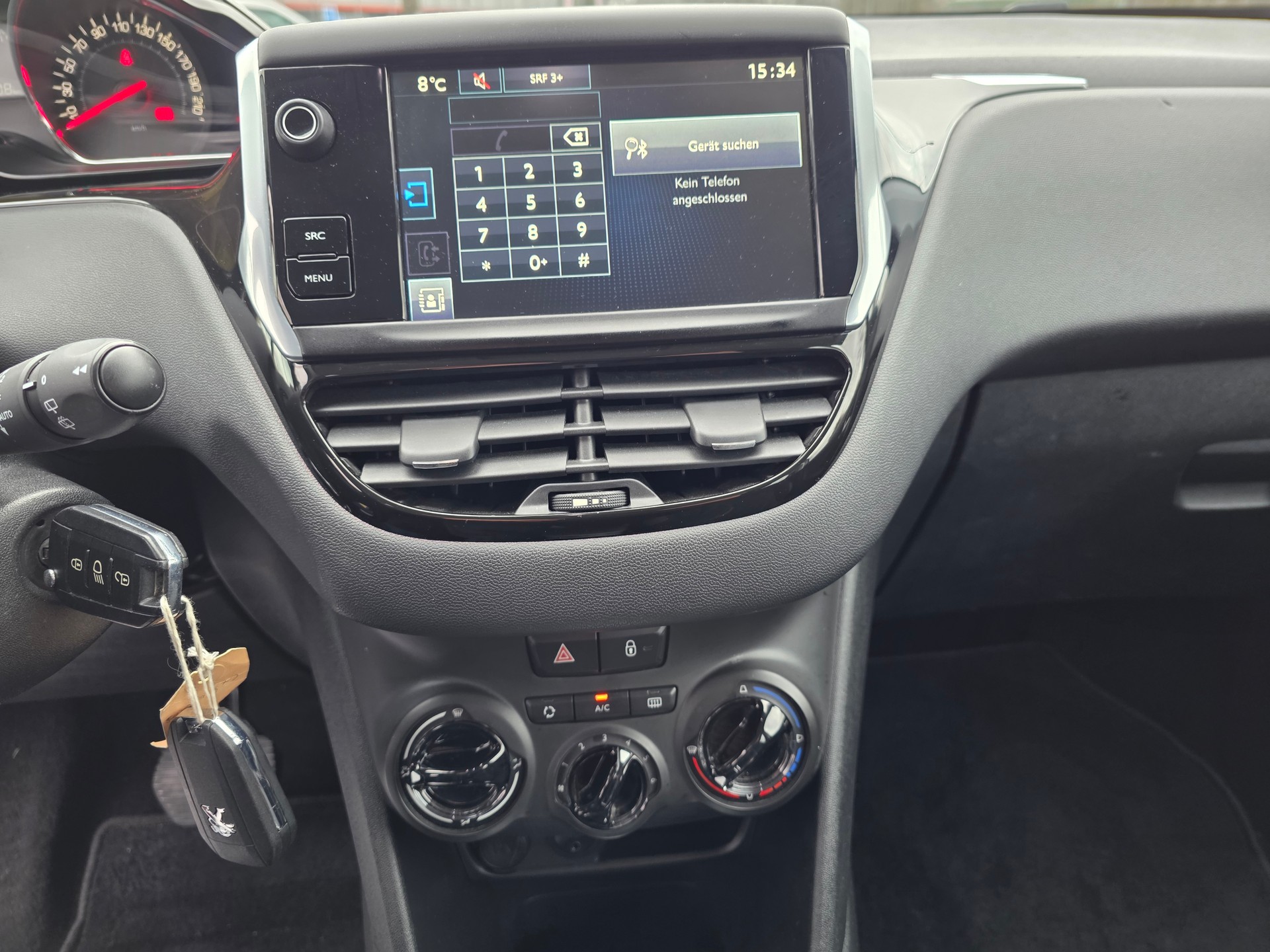 PEUGEOT 208 1.2 PureTech Active ETG5-image-9
