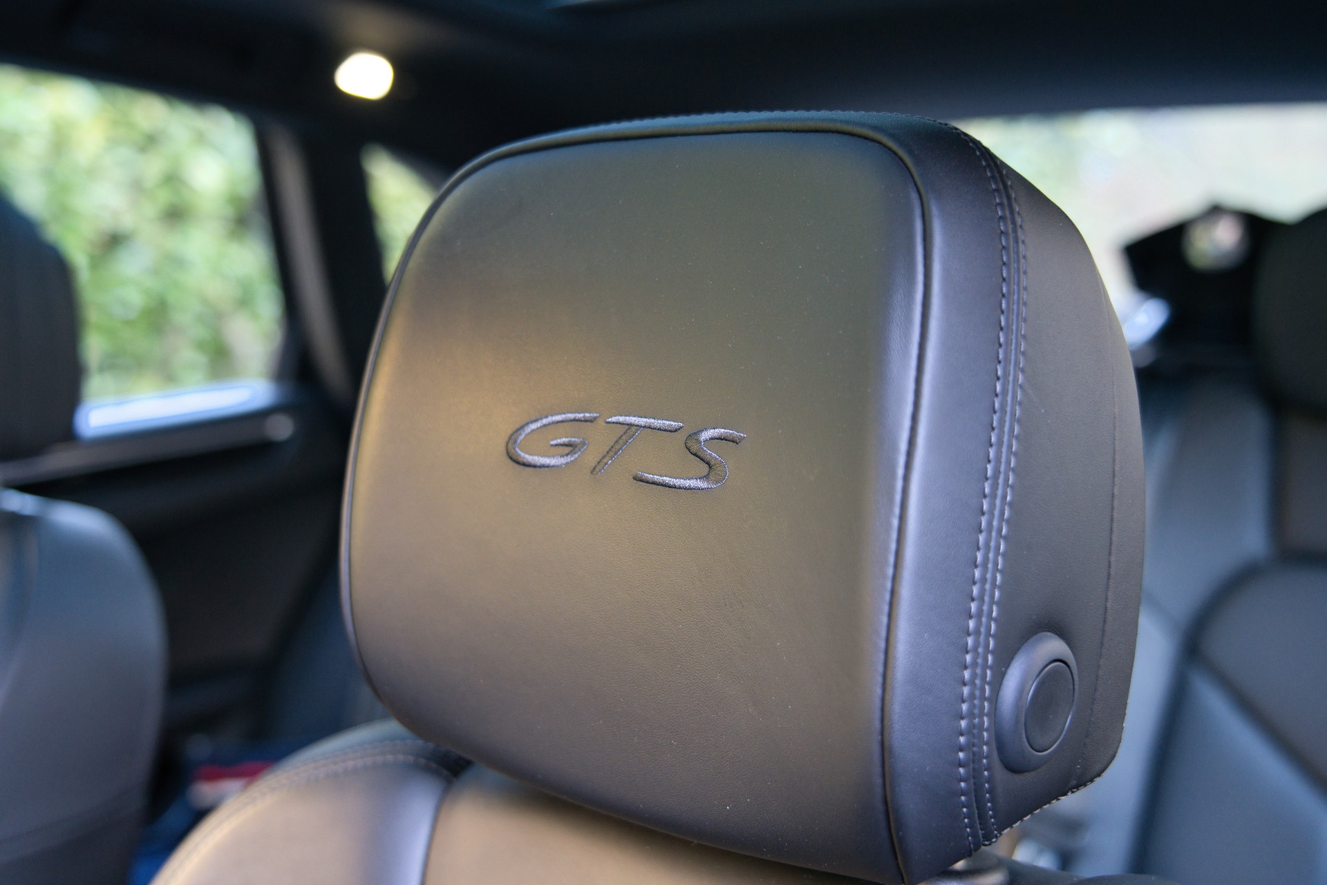 PORSCHE Macan GTS PDK-image-8