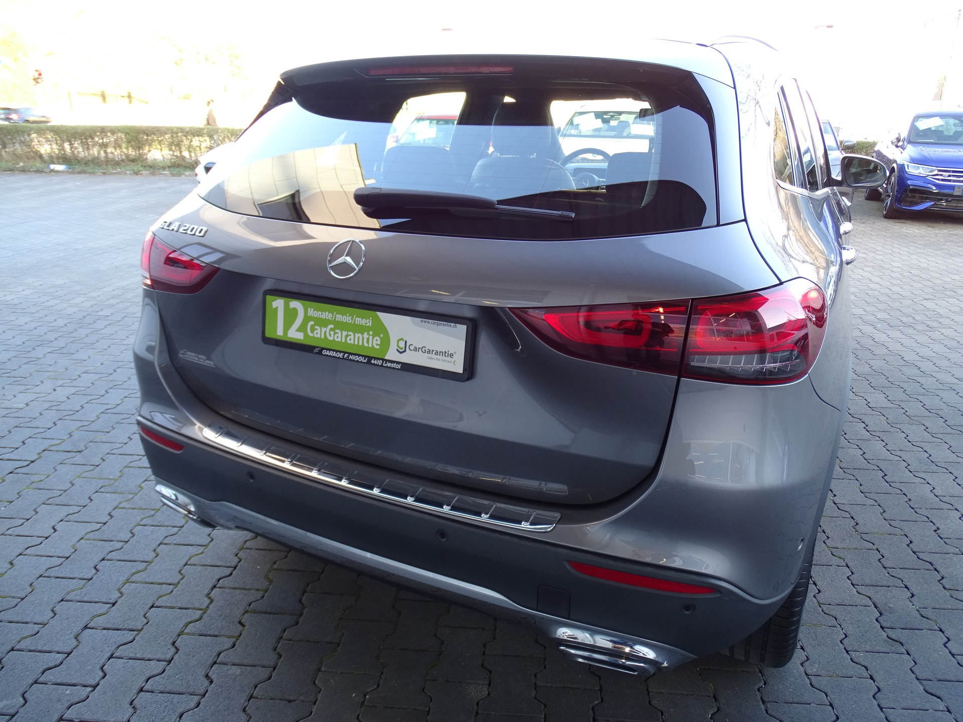 MERCEDES-BENZ GLA 200 Progressive 7G-DCT-image-8