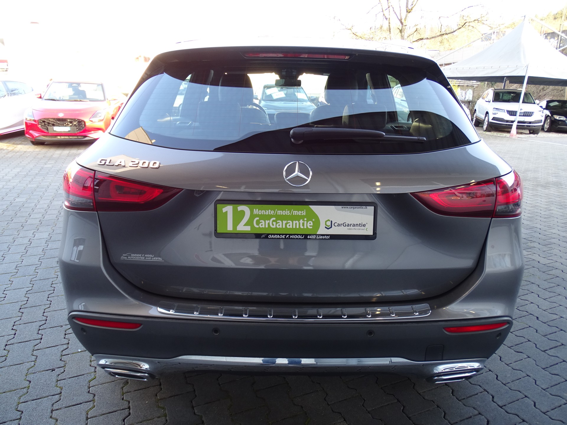 MERCEDES-BENZ GLA 200 Progressive 7G-DCT-image-9