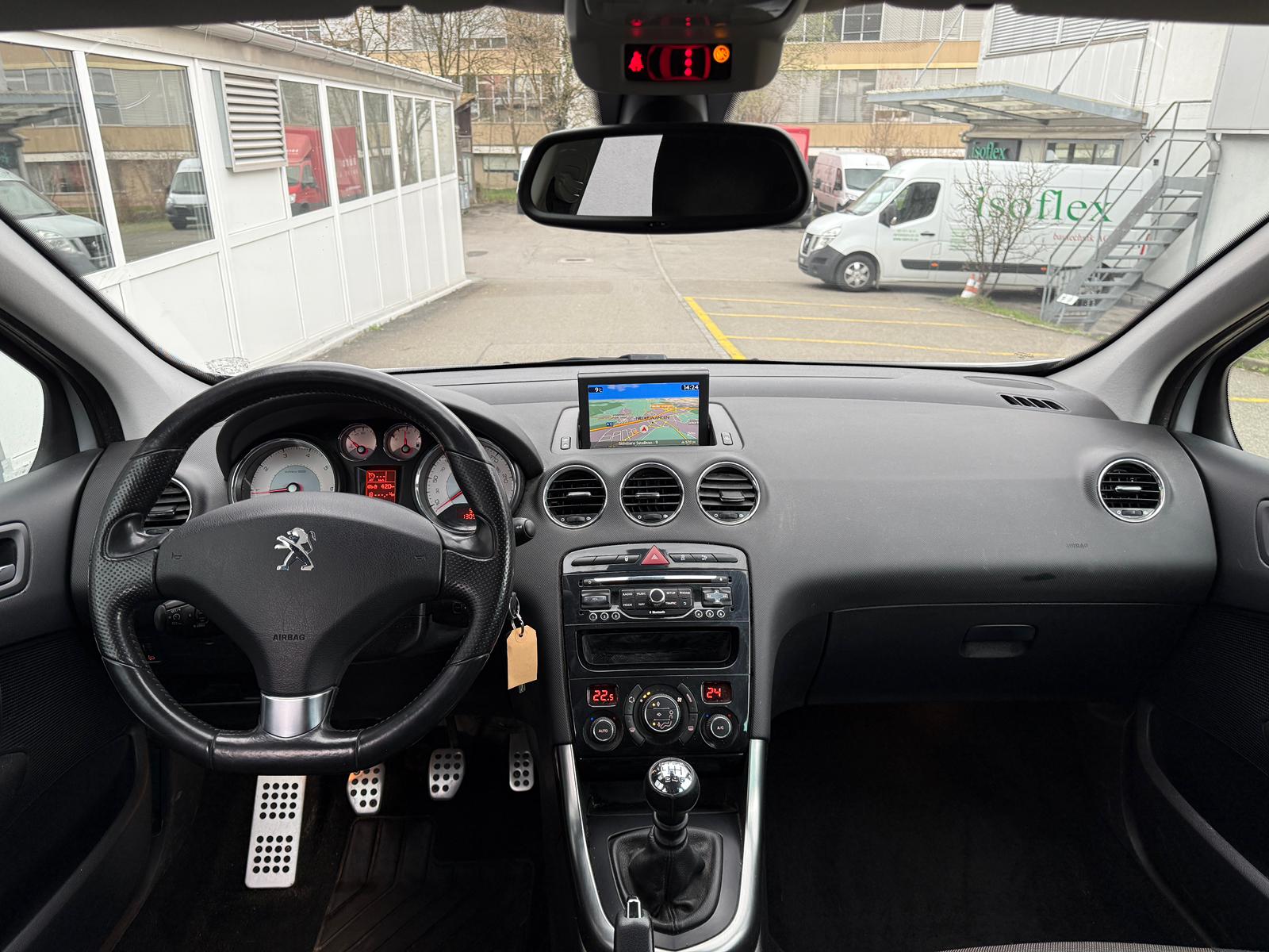 PEUGEOT 308 SW 1.6 16V Turbo Allure-image-8
