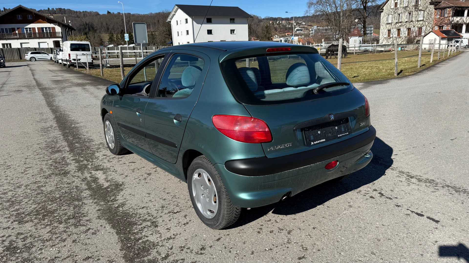PEUGEOT 206 1.6 XT-image-4