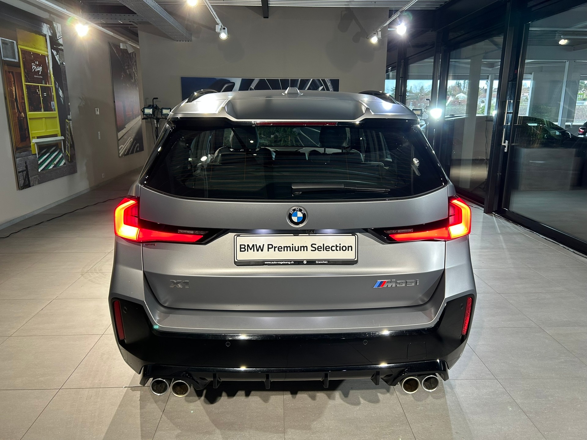 BMW X1 xDrive M35i-image-5
