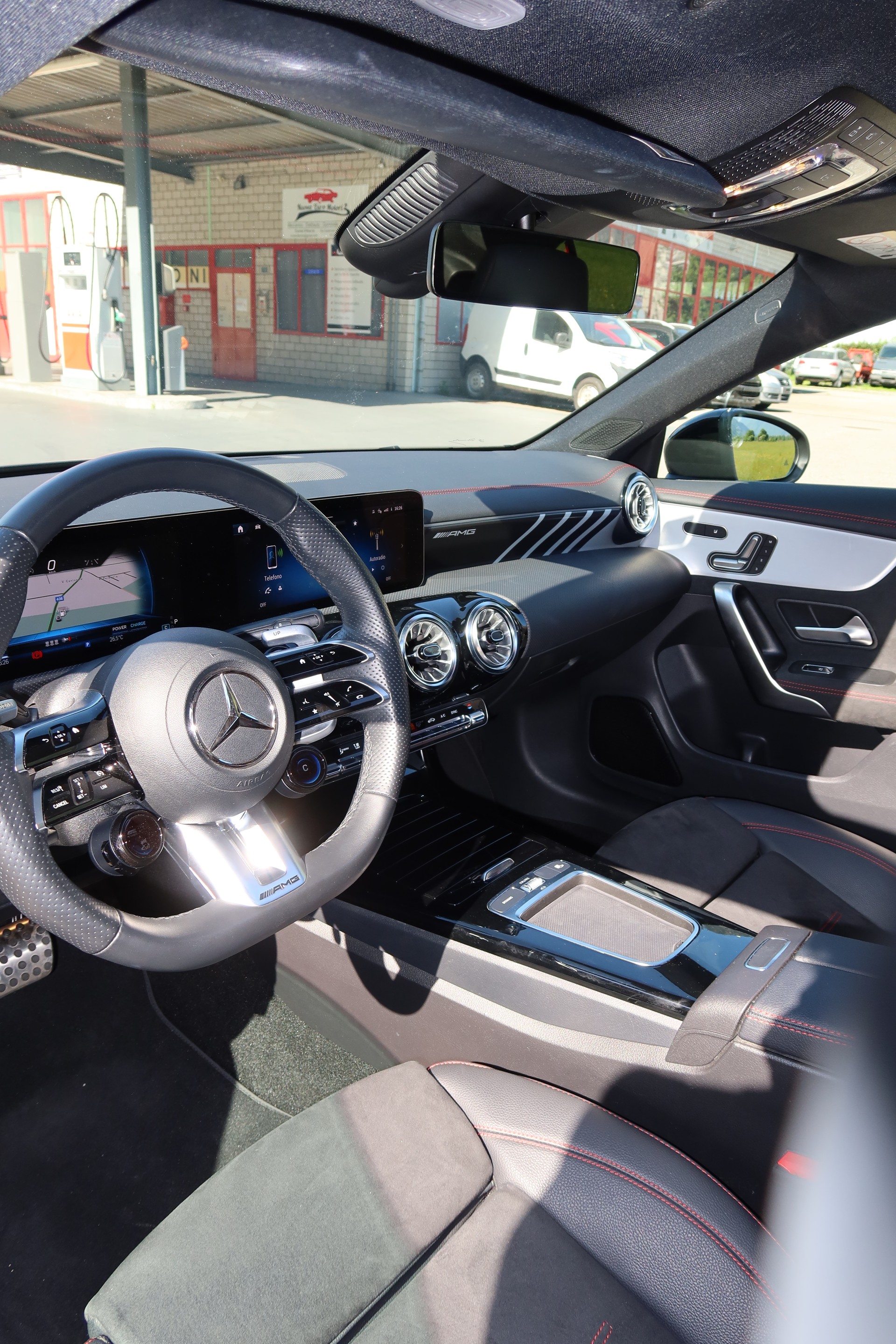 MERCEDES-BENZ CLA 35 AMG 4Matic 8G-DCT-image-5