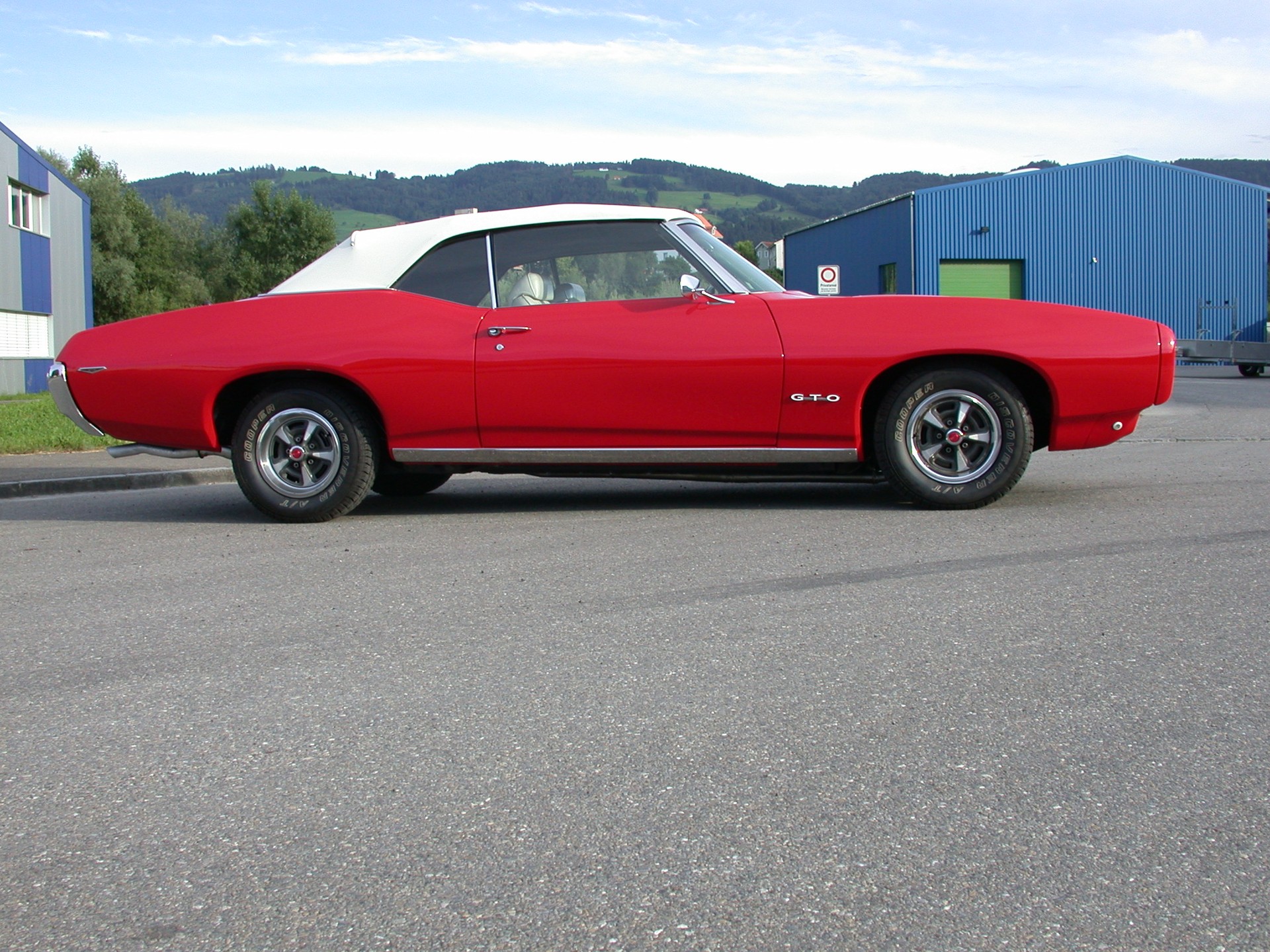 PONTIAC GTO-image-1
