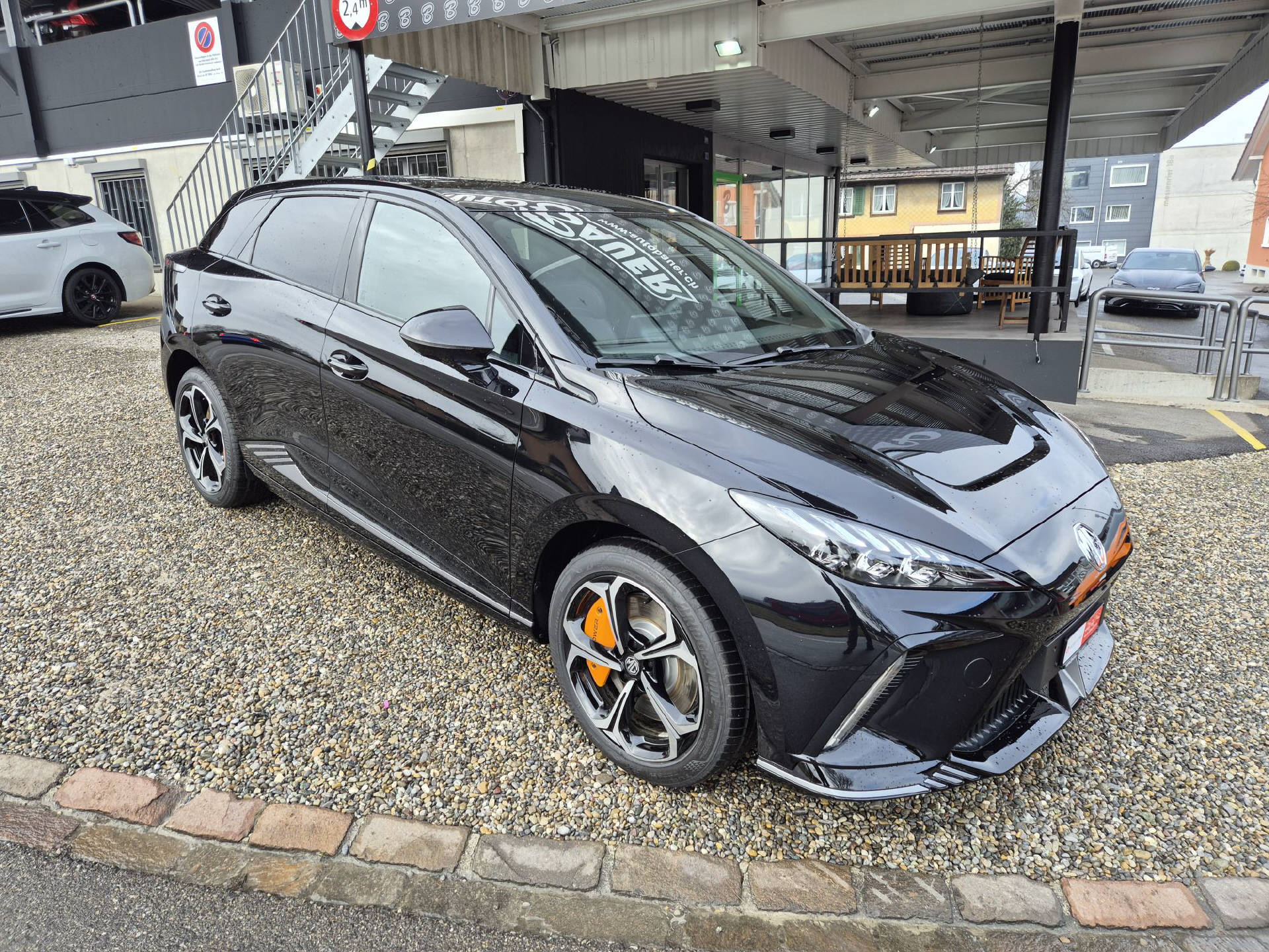 MG 4 64kWh Xpower 4WD-image-1
