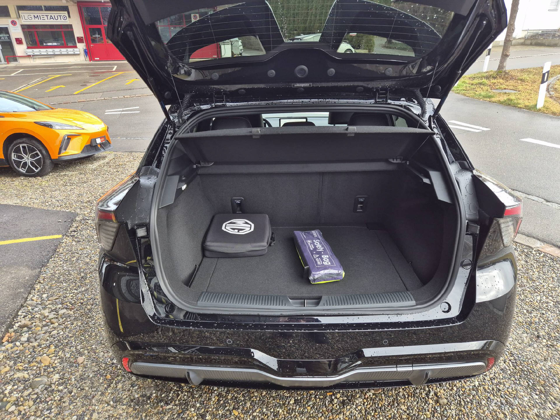 MG 4 64kWh Xpower 4WD-image-6