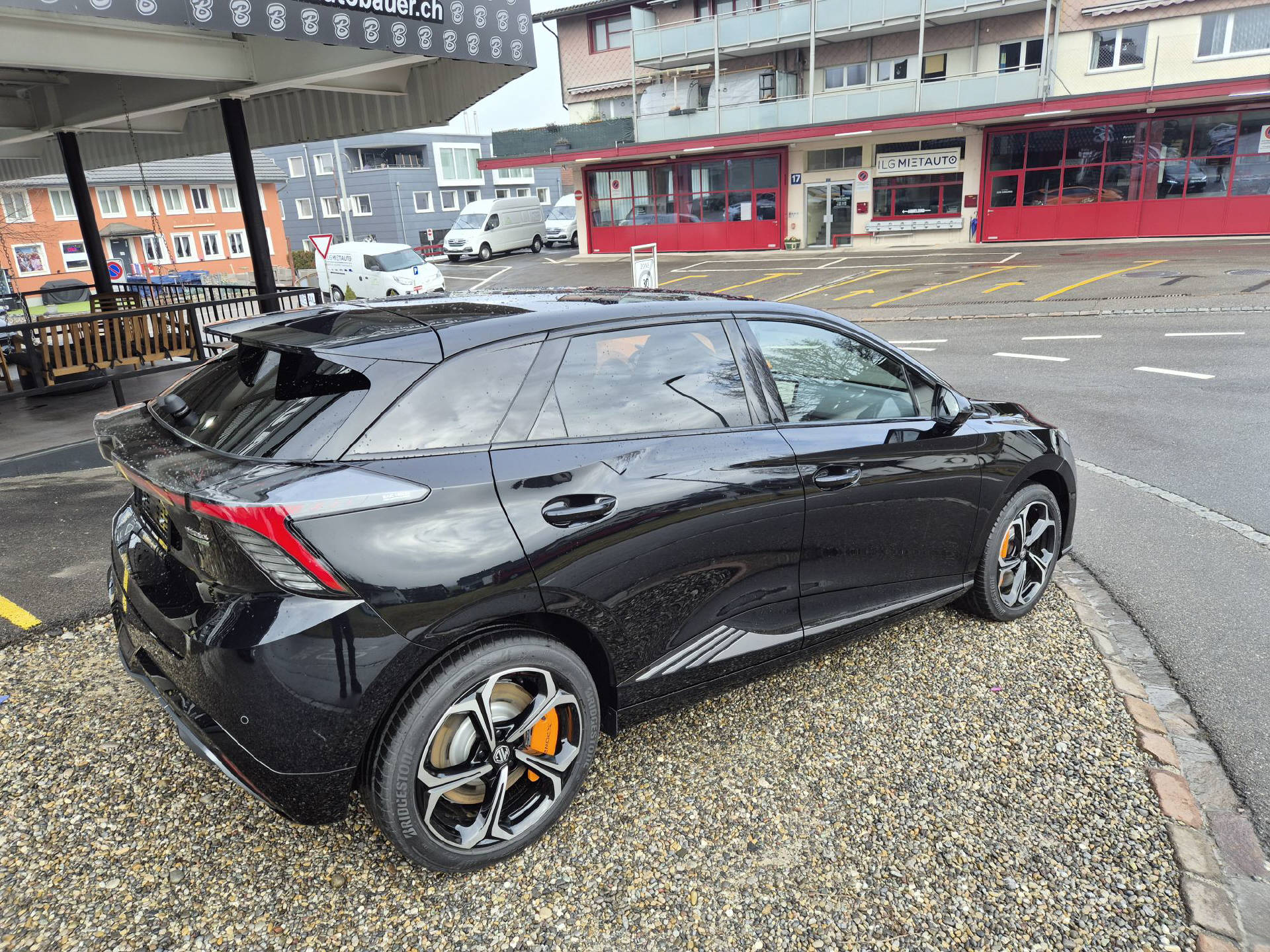MG 4 64kWh Xpower 4WD-image-7