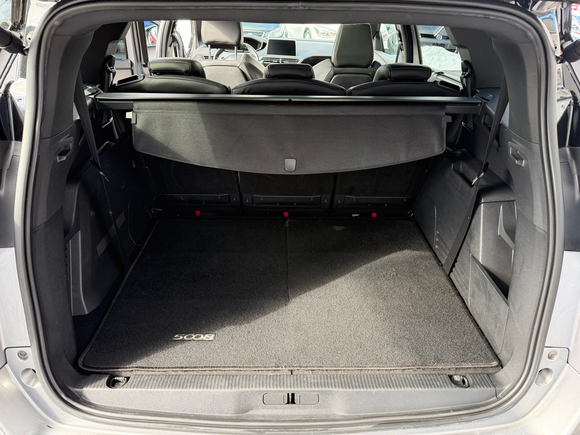 PEUGEOT 5008 2.0 BlueHDi GT EAT-image-9