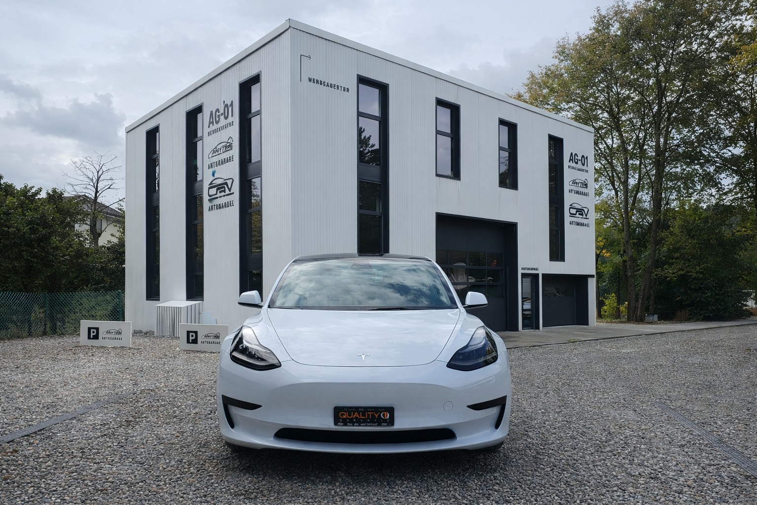 TESLA Model 3