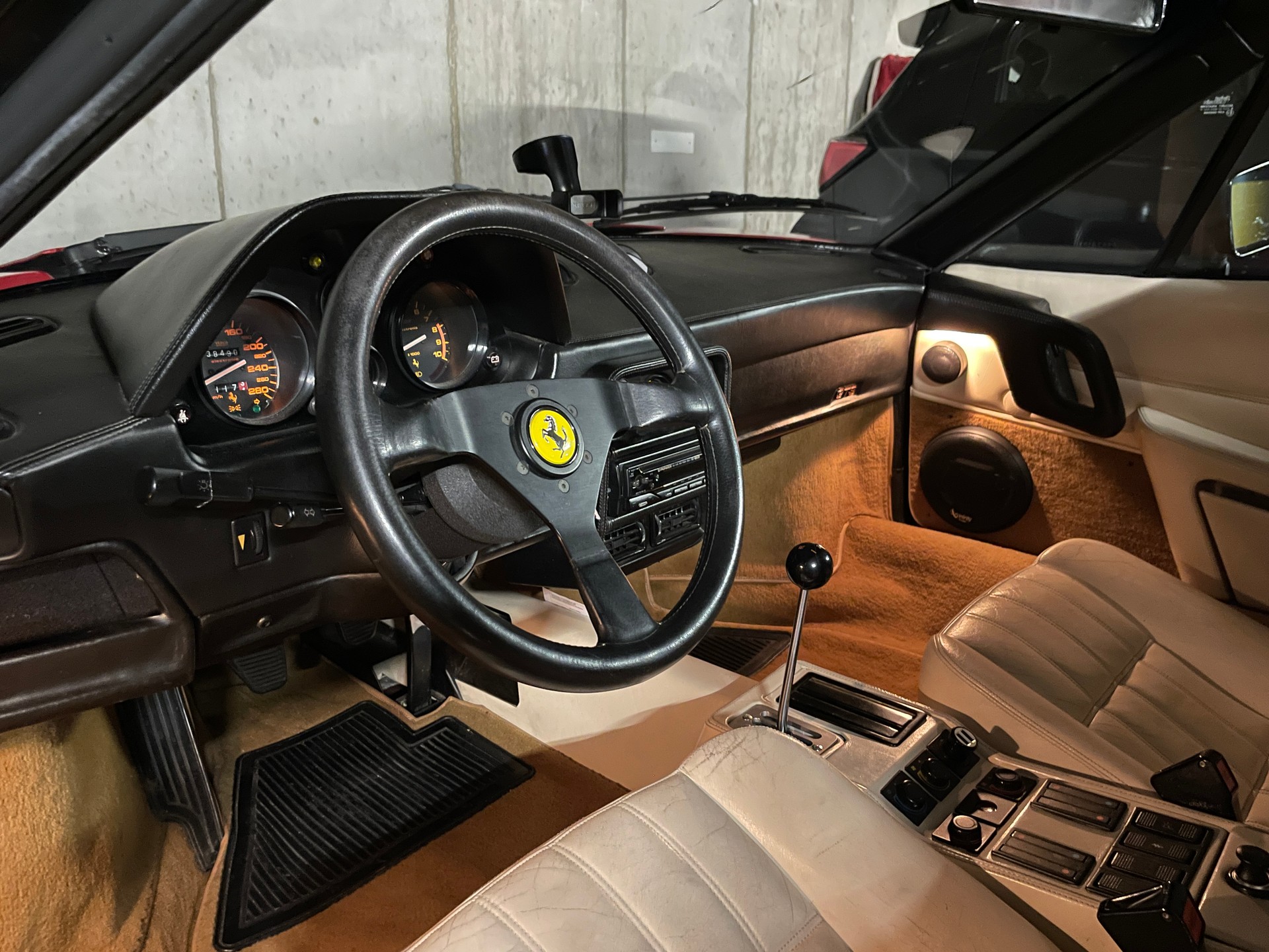 FERRARI 328 GTS-image-18