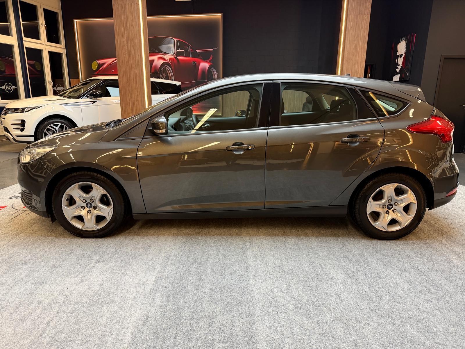 FORD Focus 1.5 TDCi EcoN Titanium-image-4