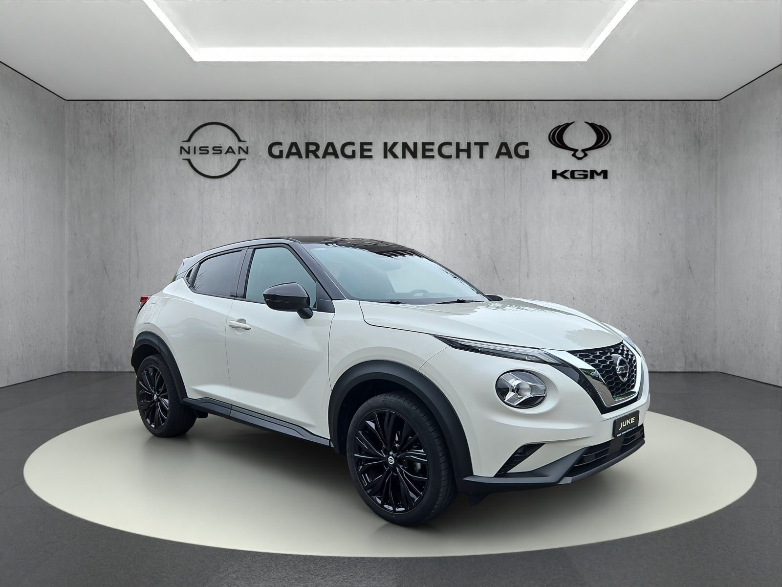 NISSAN Juke 1.0 DIG-T Enigma-image-1