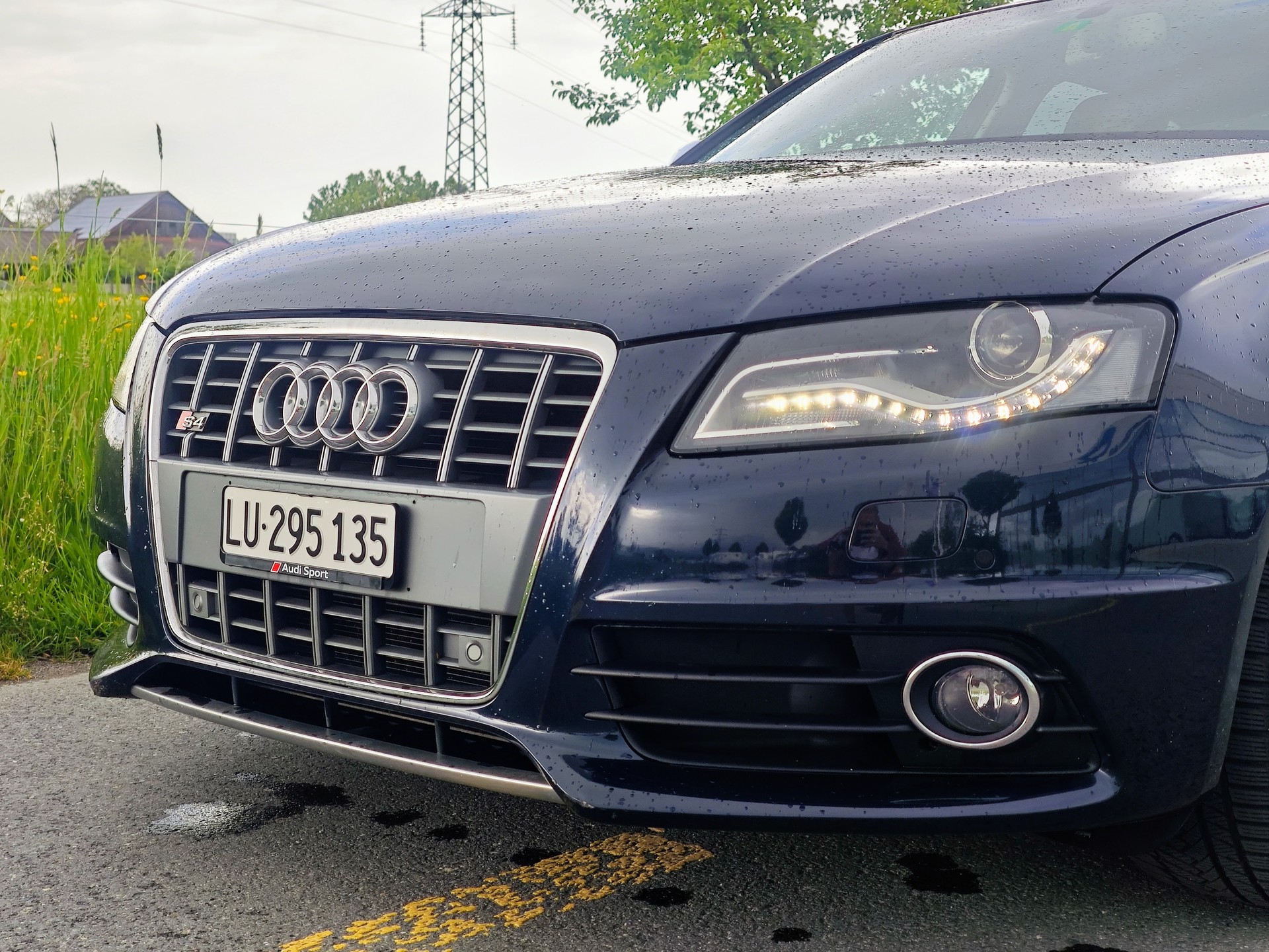 AUDI S4 Avant 3.0 TFSI quattro S-tronic-image-3