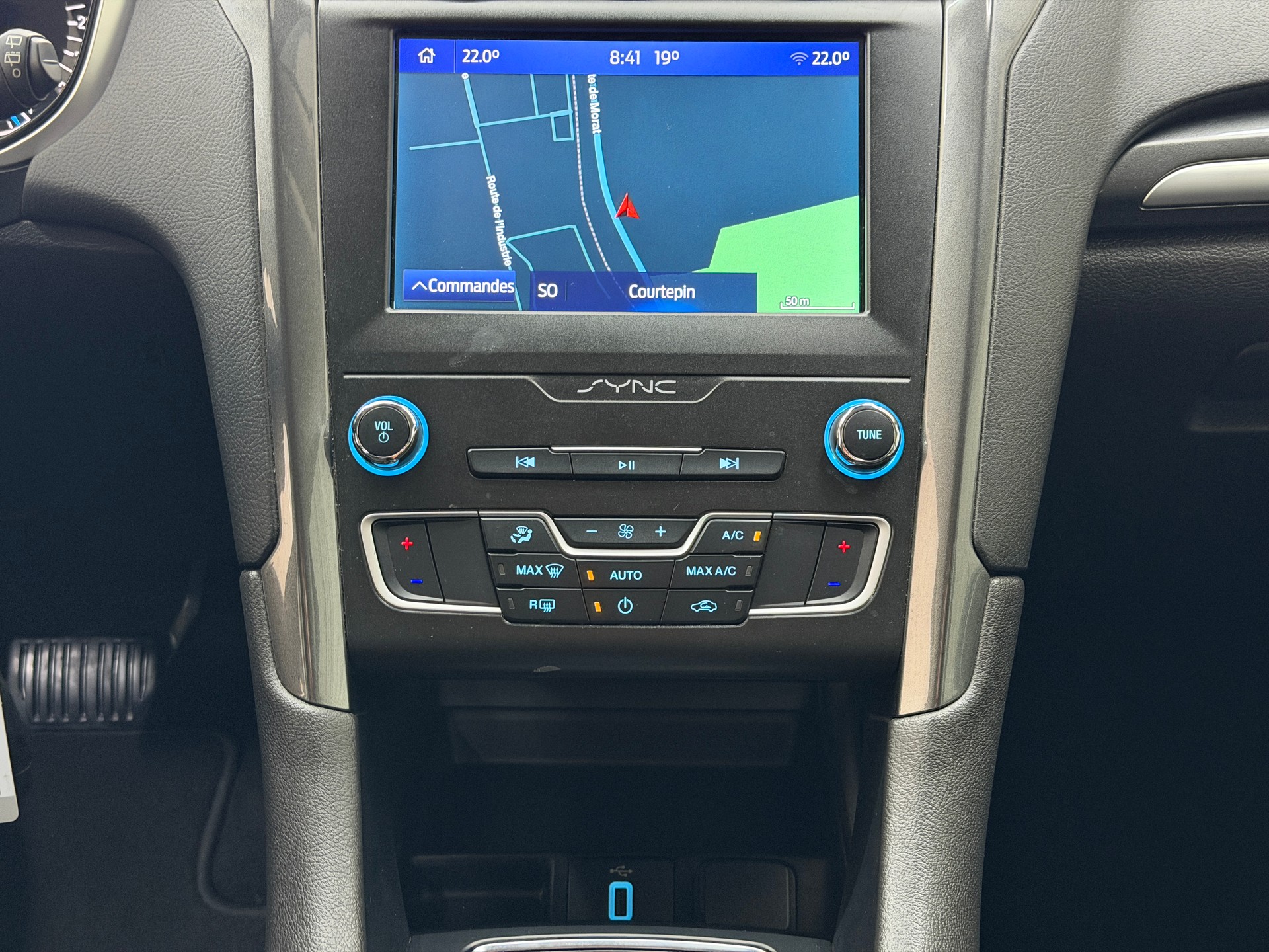 FORD Mondeo 2.0 TDCi Trend Automatik-image-10