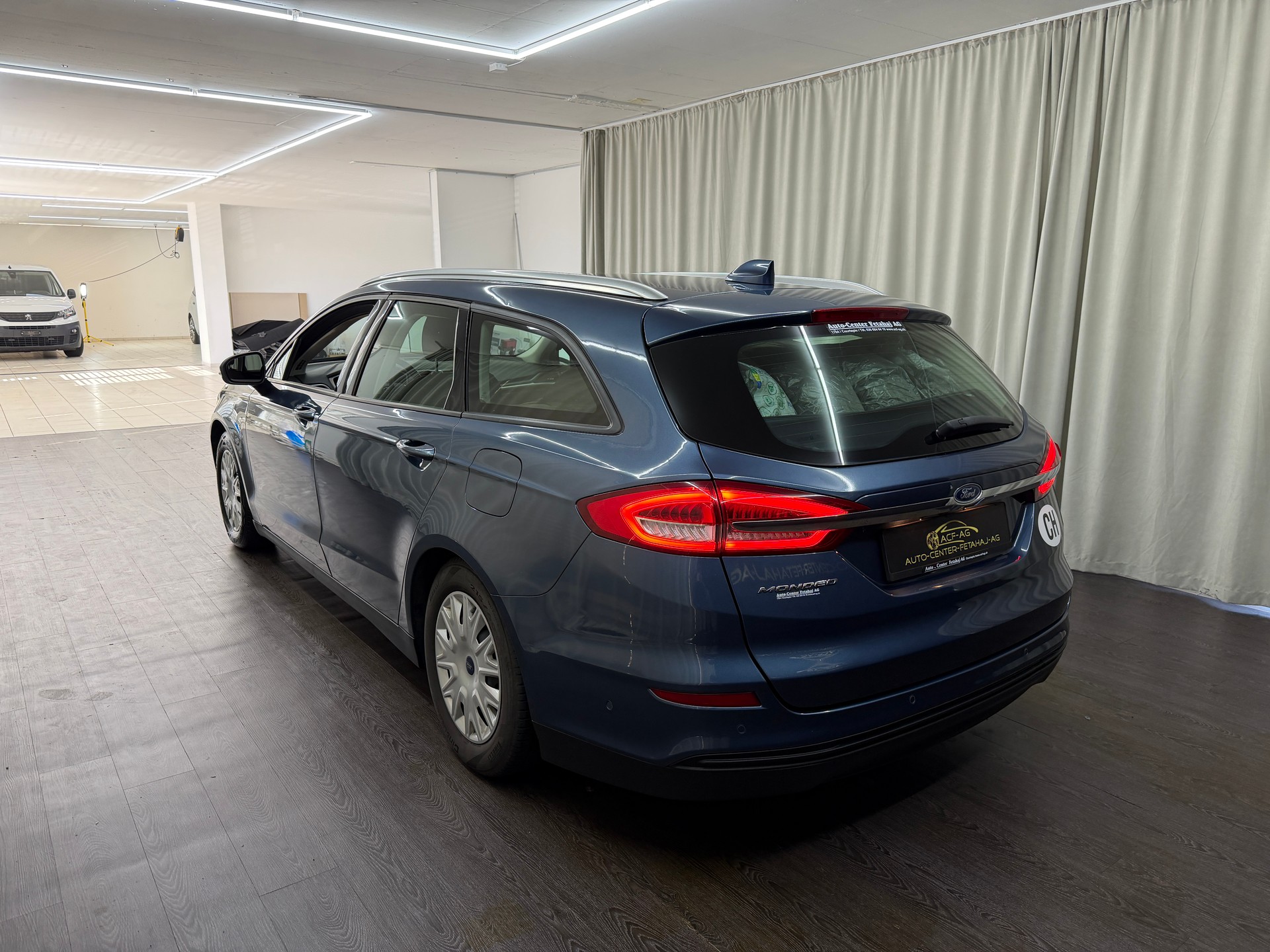 FORD Mondeo 2.0 TDCi Trend Automatik-image-5
