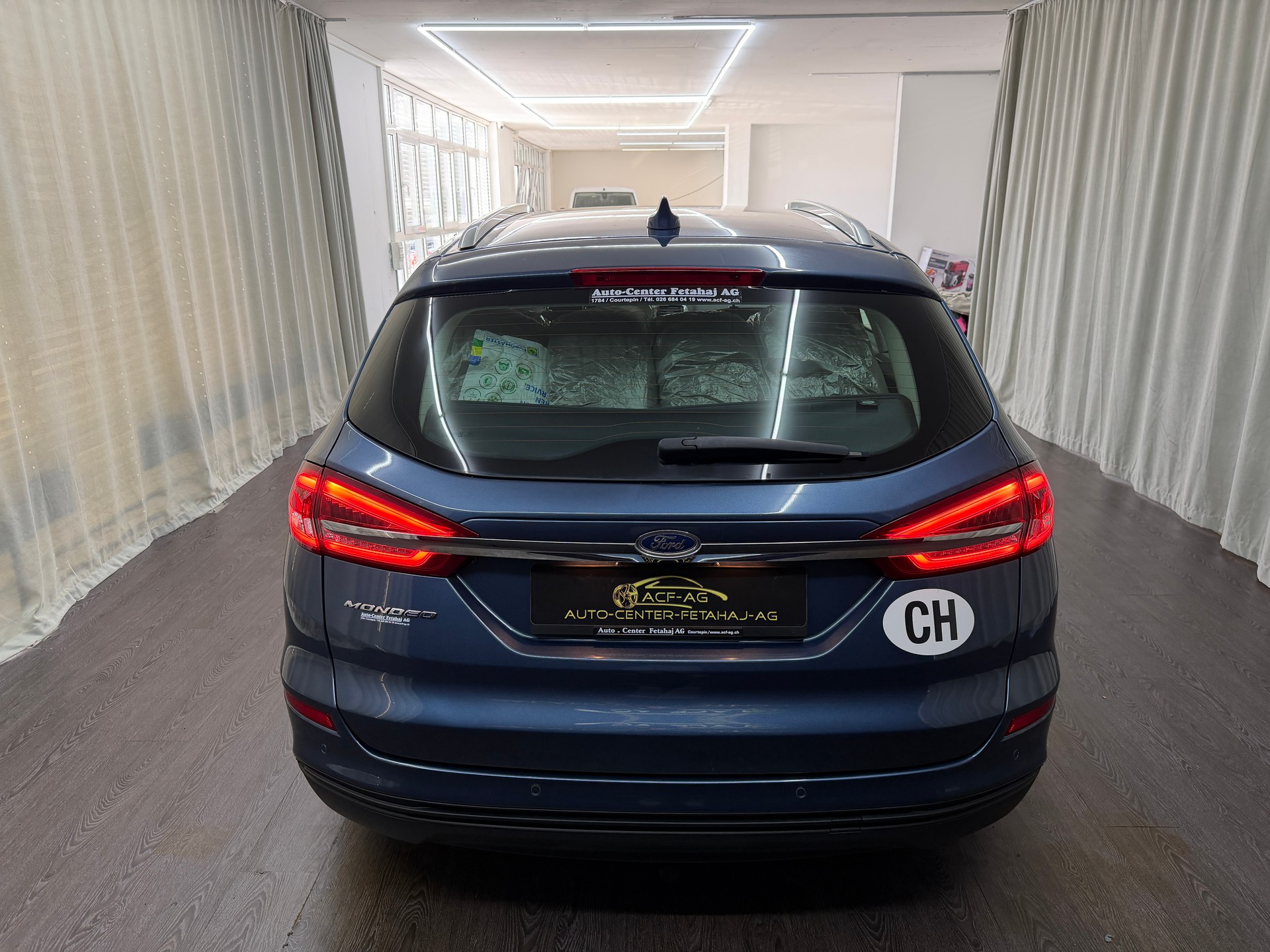 FORD Mondeo 2.0 TDCi Trend Automatik-image-4