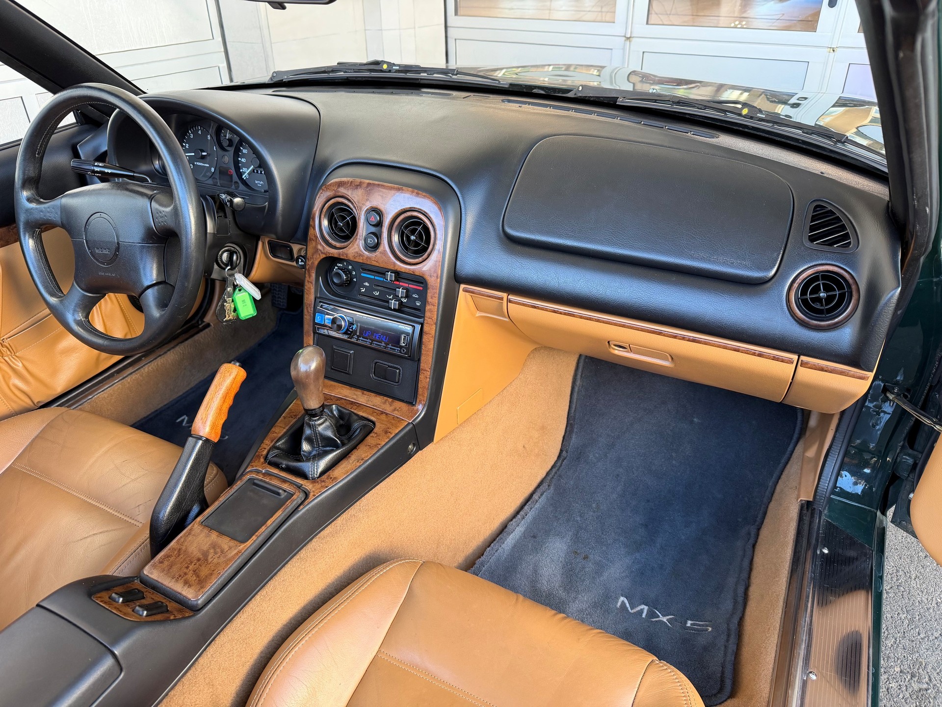 MAZDA MX-5 1.6i-16 Pepper-image-10