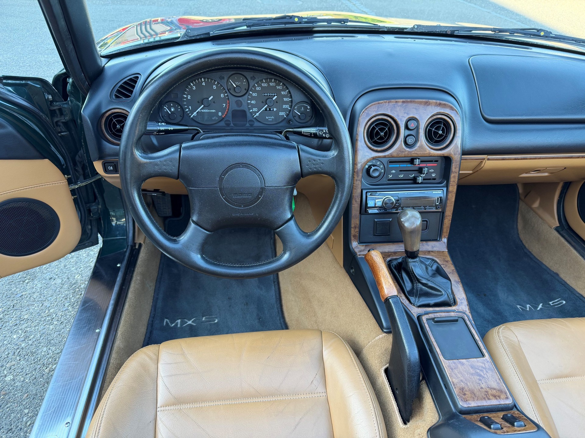 MAZDA MX-5 1.6i-16 Pepper-image-11