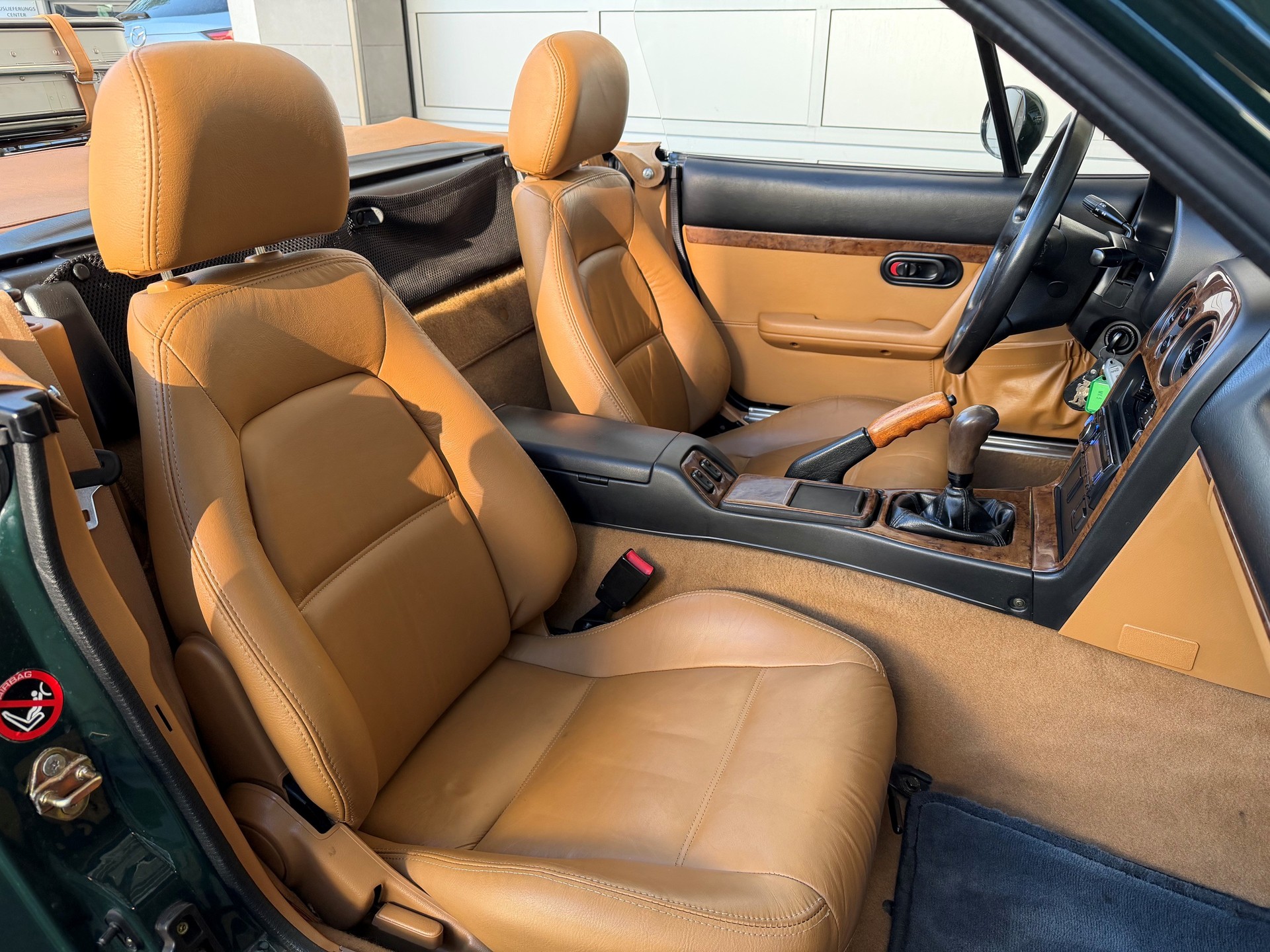 MAZDA MX-5 1.6i-16 Pepper-image-12