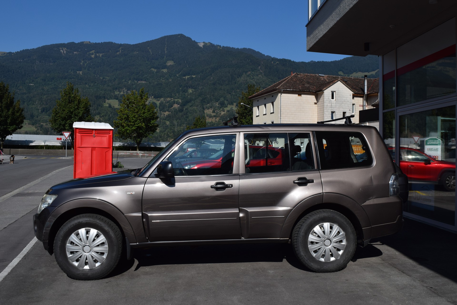 MITSUBISHI Pajero 3.2 DI-D Swiss Professional-image-3