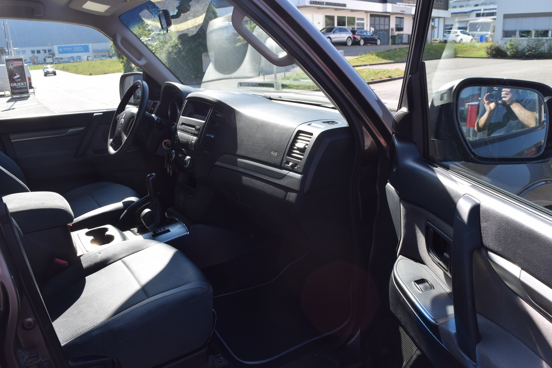 MITSUBISHI Pajero 3.2 DI-D Swiss Professional-image-9