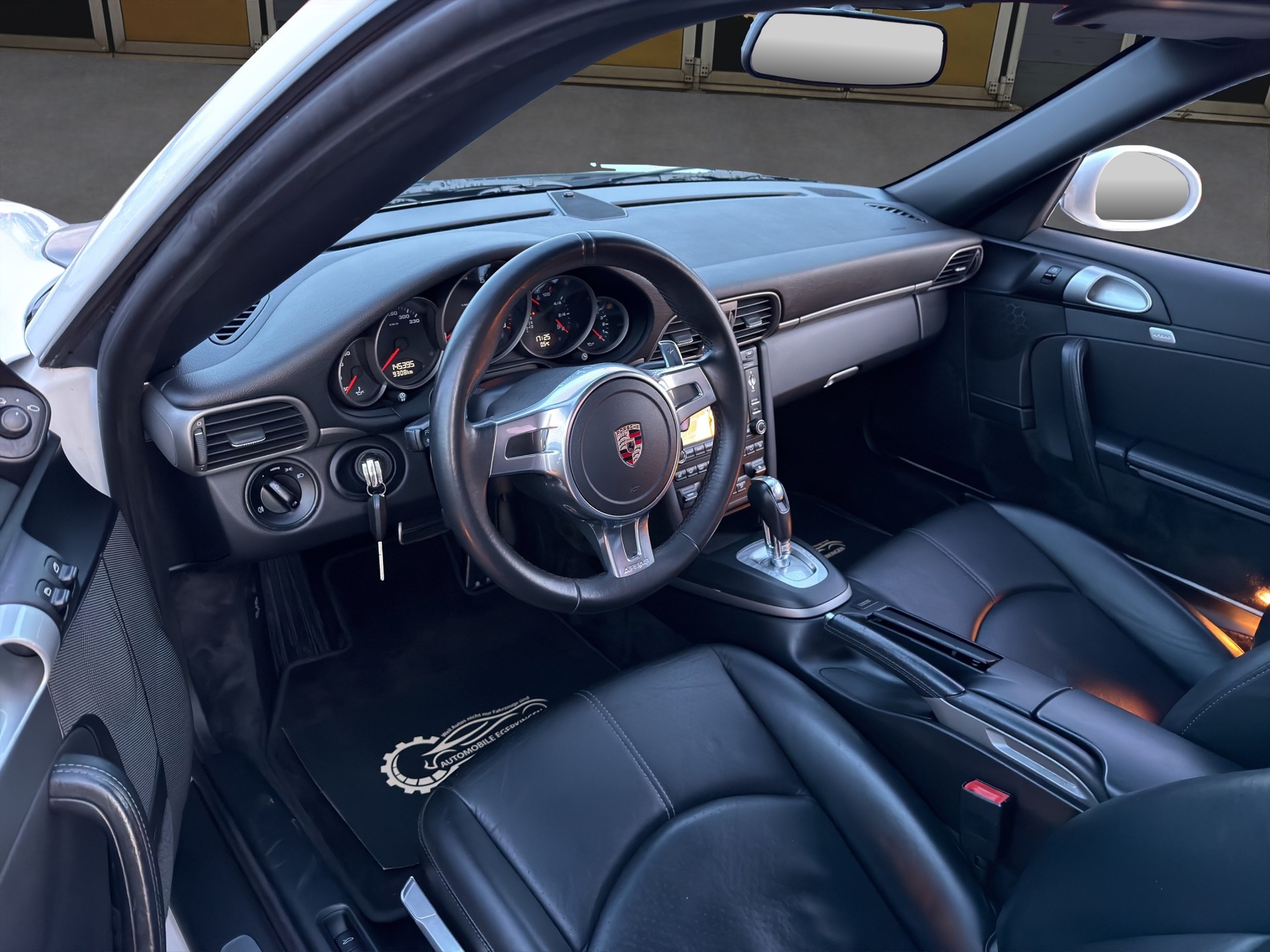 PORSCHE 911 Coupé 3.6 Carrera PDK GT3 Optik Paket-image-8