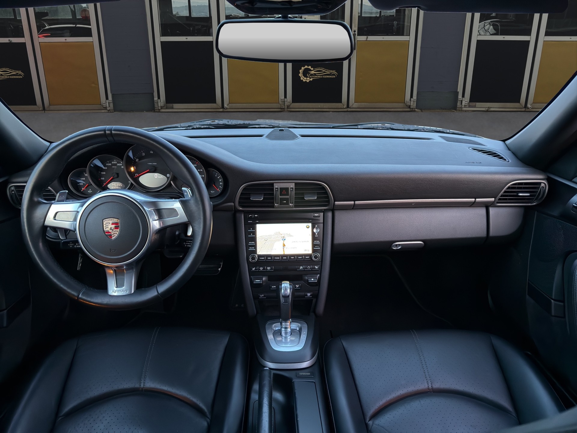 PORSCHE 911 Coupé 3.6 Carrera PDK GT3 Optik Paket-image-10